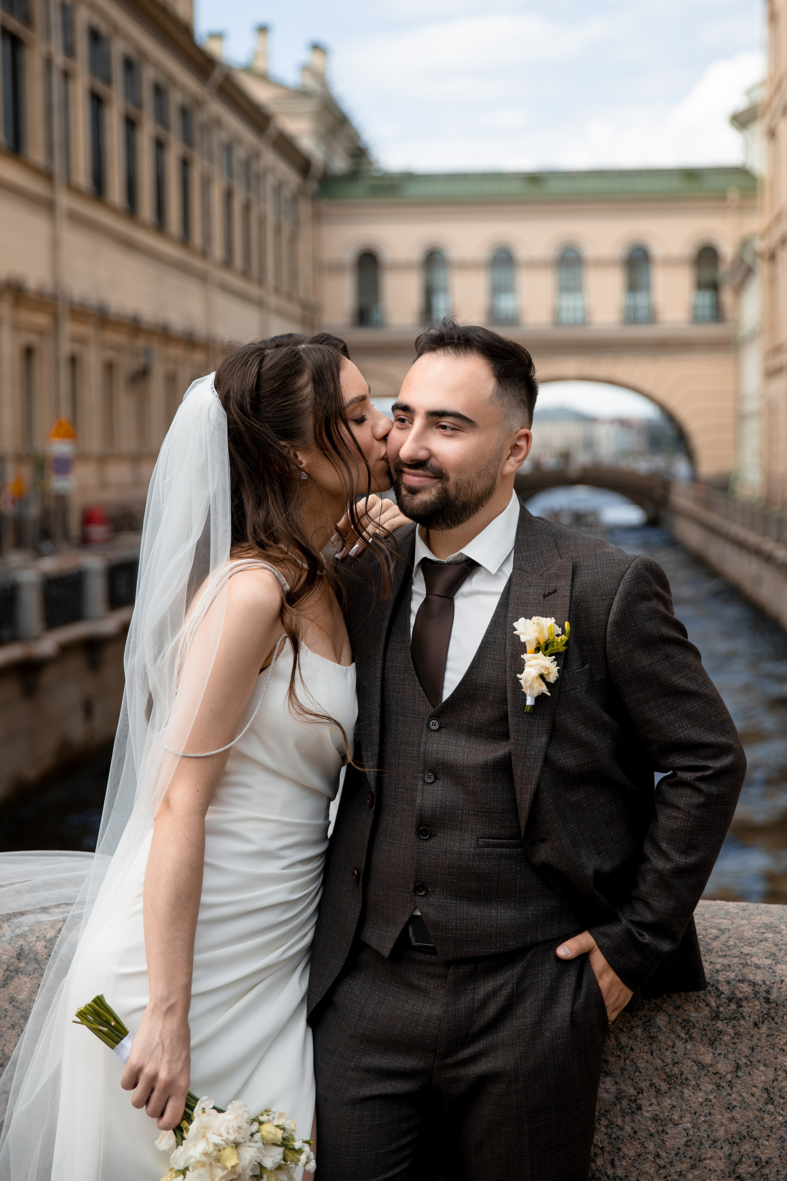 Анна и Александр / Прогулка + ЗАГС. Свадебный и семейный фотограф в Москве Диана Левченко