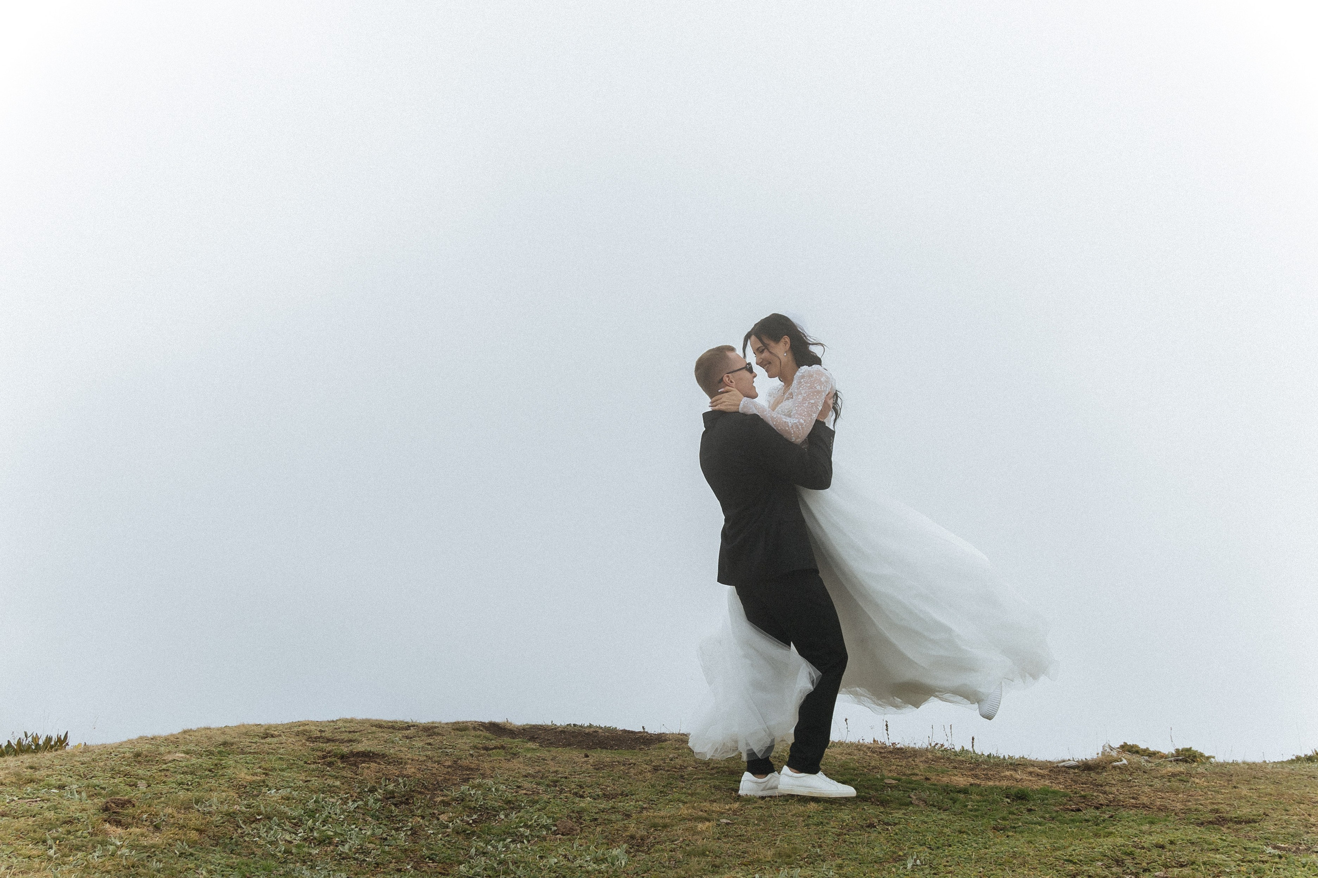 Свадебная Фотосессия в горах Сочи Красной поляны. Фотограф Сочи Адлер Сириус Красная поляна Олеся Минив