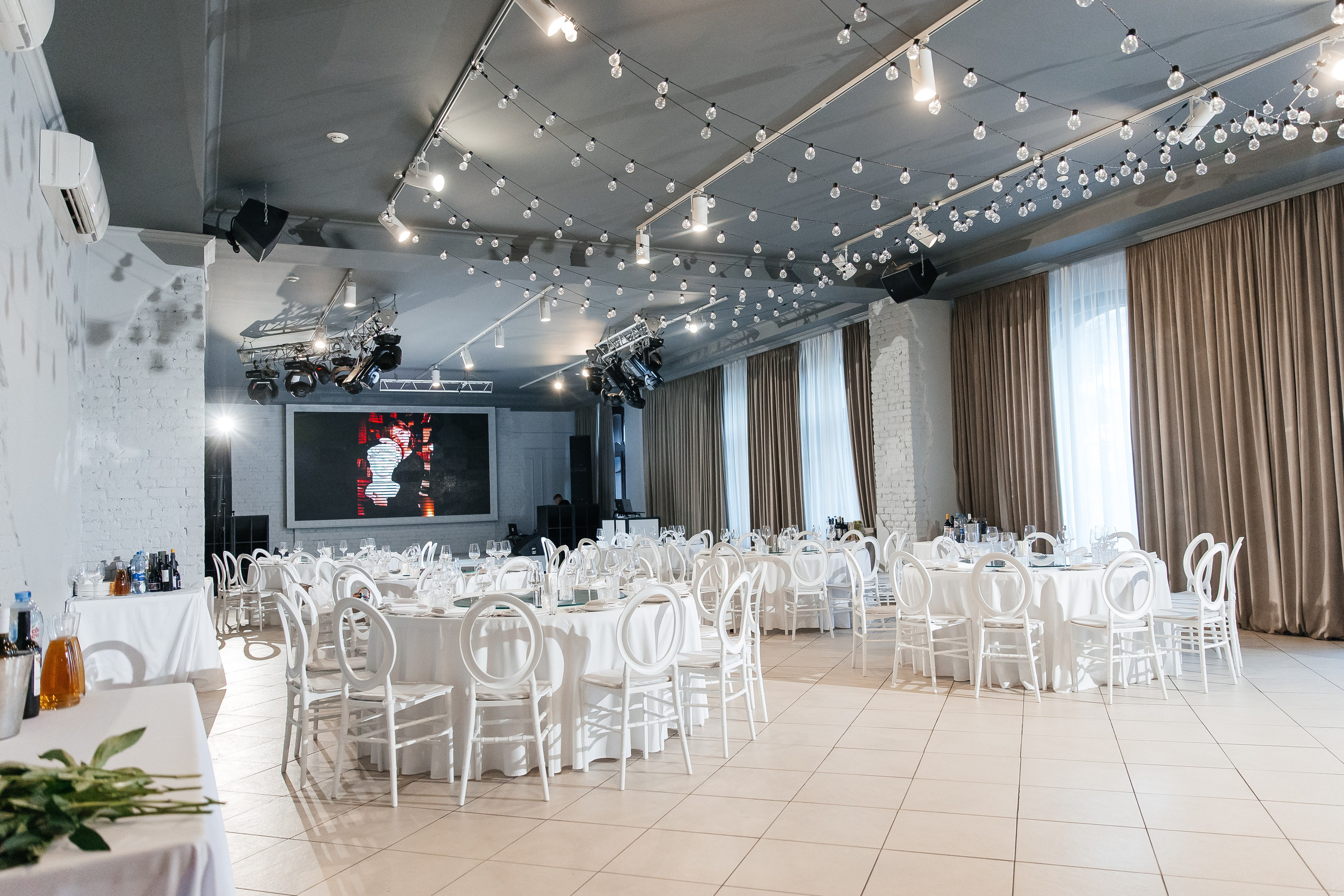 2023-06-23 Выпускной МБОУ СОШ № 10. Фотограф в Красноярске