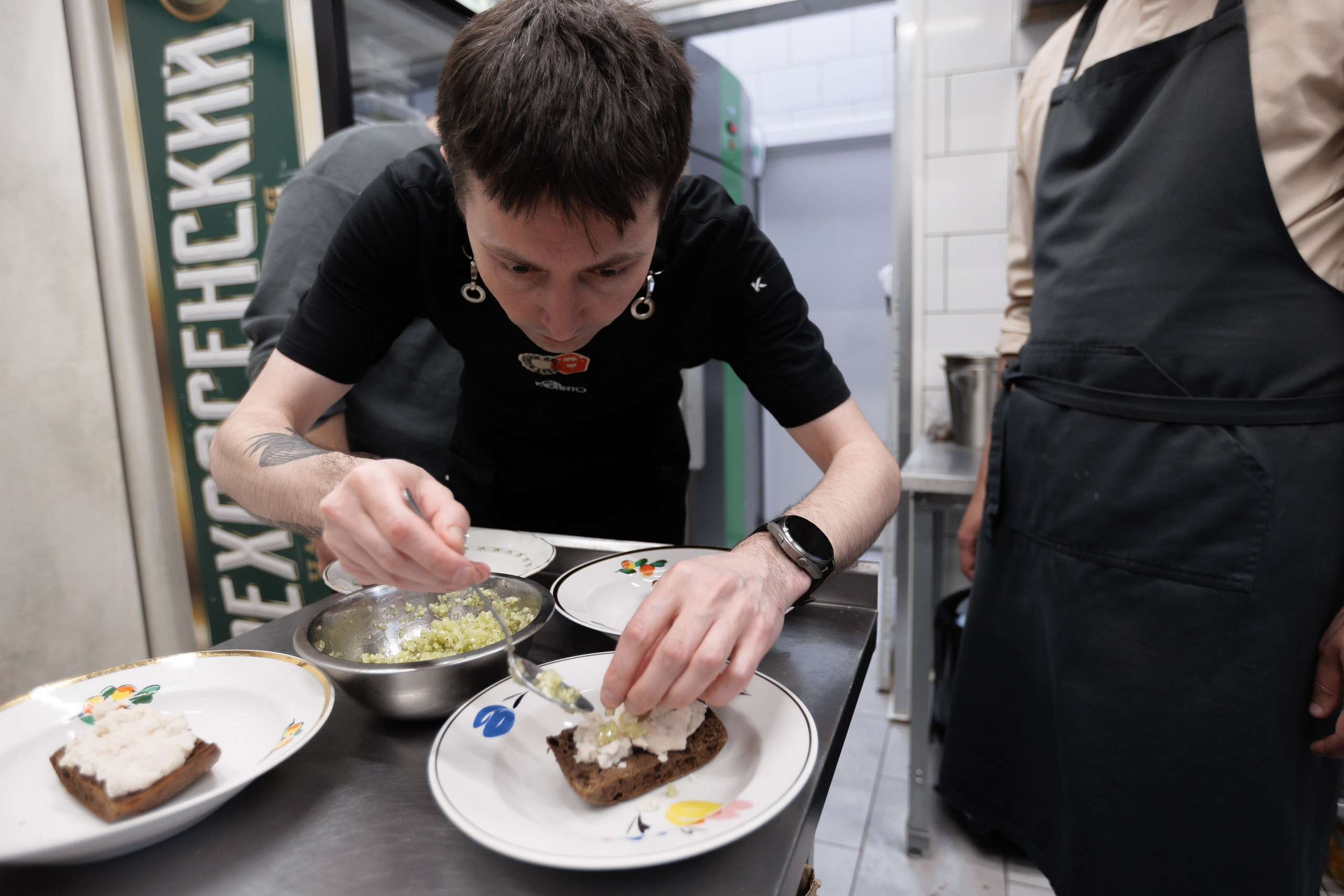 Гастроужин Поселенцы в гостях у Самозванцев