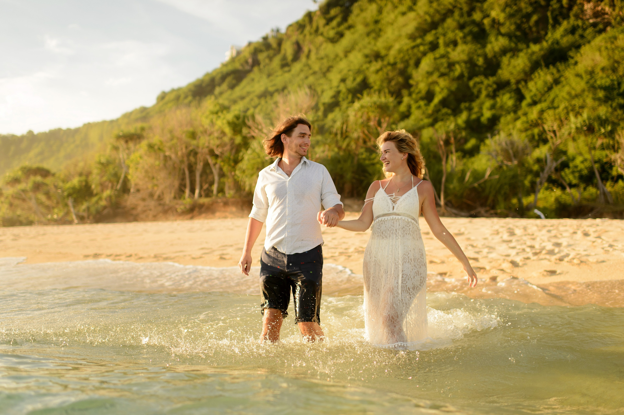 Love on the Sand. Wedding and Destination photographer Rustam Kalimullin