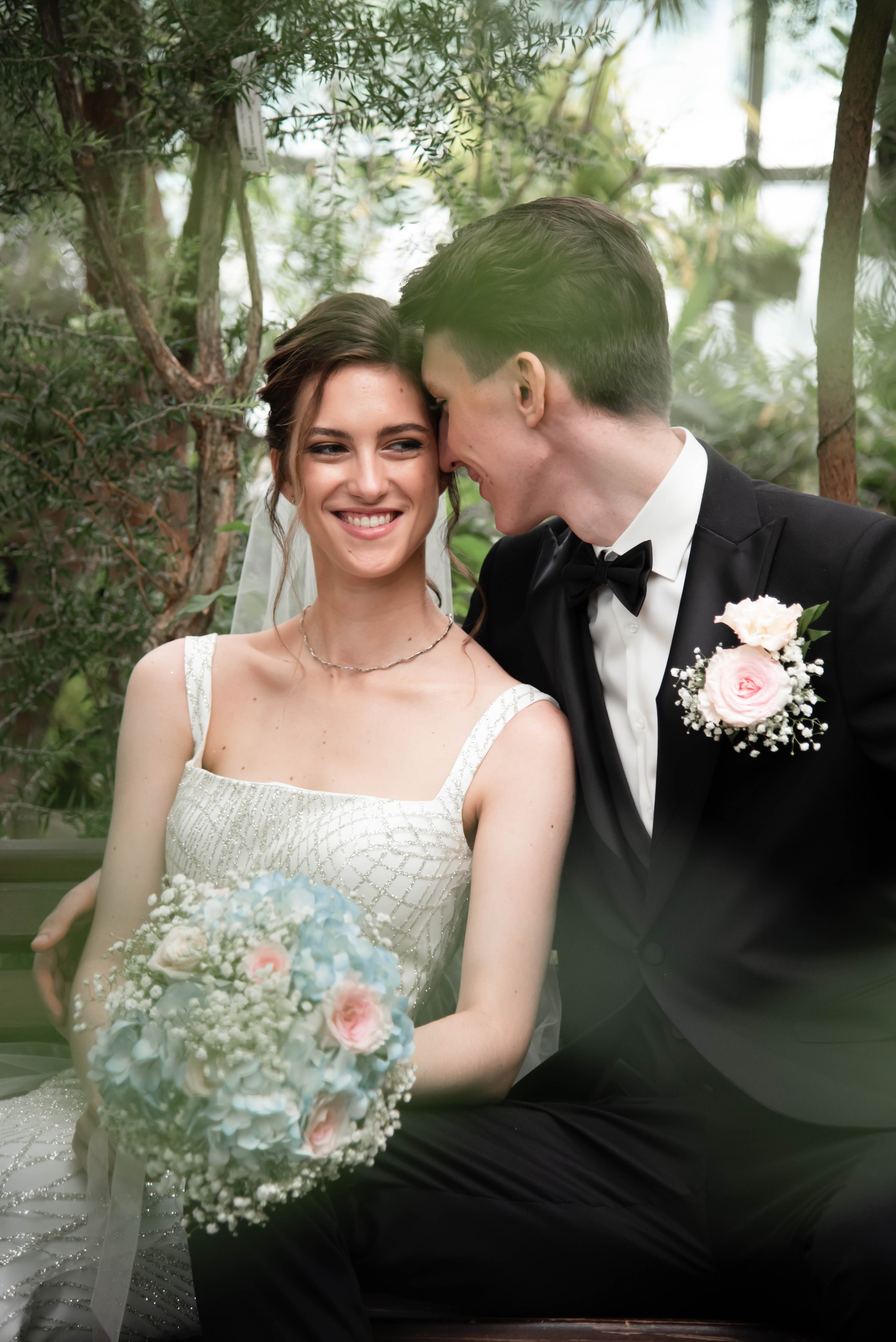 Свадебная фотосессия в Ботаническом саду. Свадебный фотограф Вера Климова