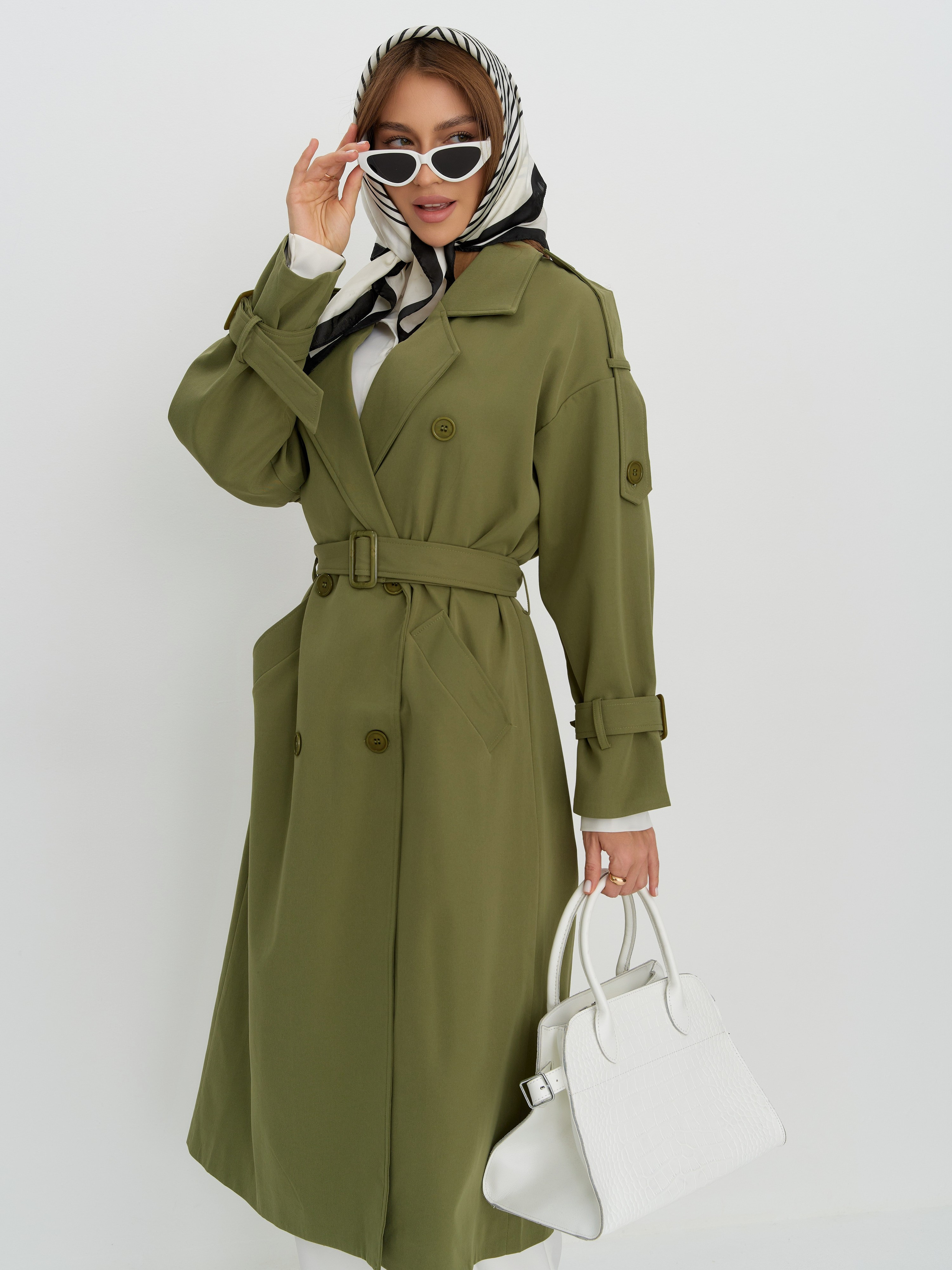 Тренчи. Фотограф для маркетплейсов в Москве