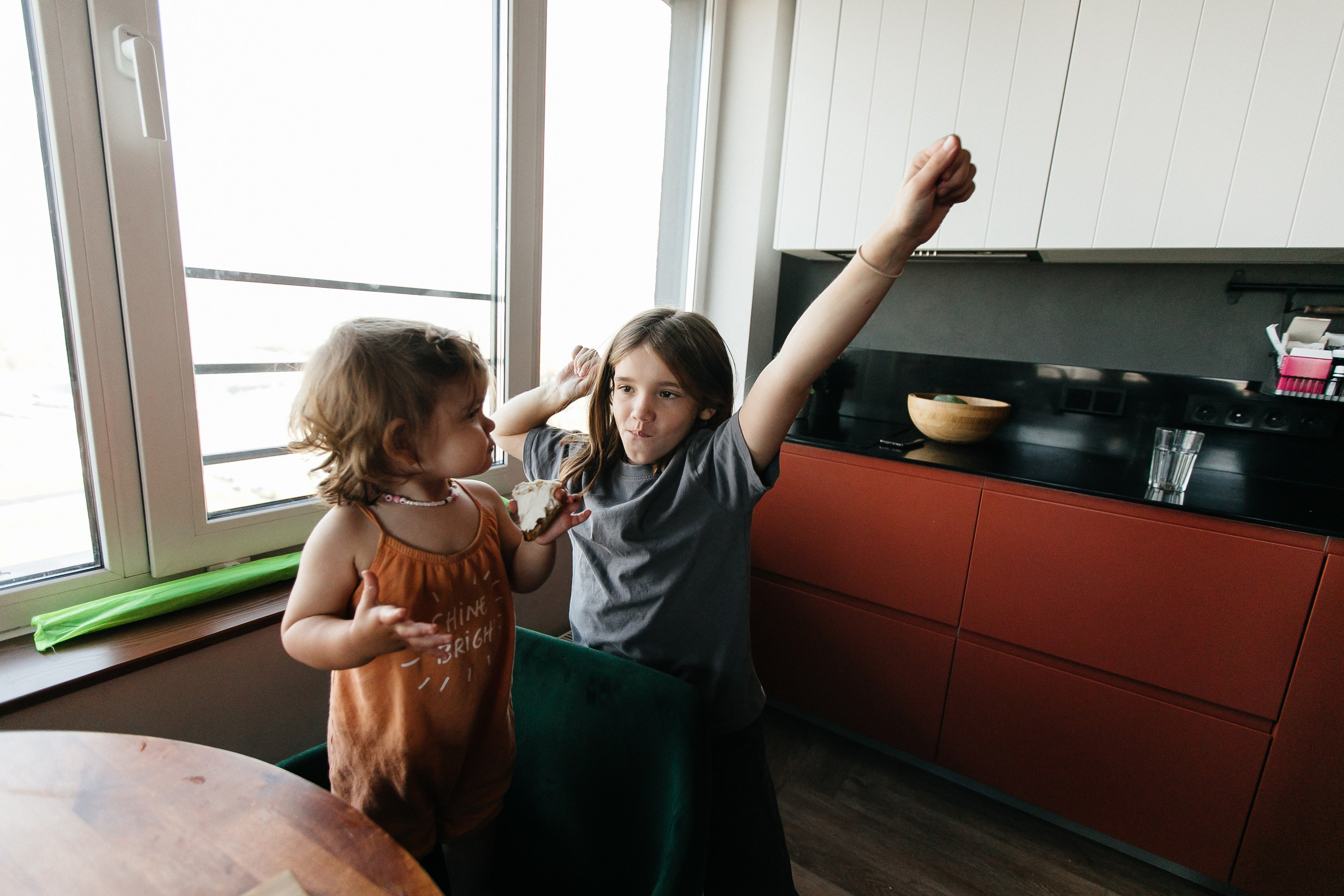 Выманивает из квартир природа нас на выходные. Осенний лес — особый мир. Ведут тропинки потайные…. Душевный фотограф Ваших самых ярких событий Марина Погребняк