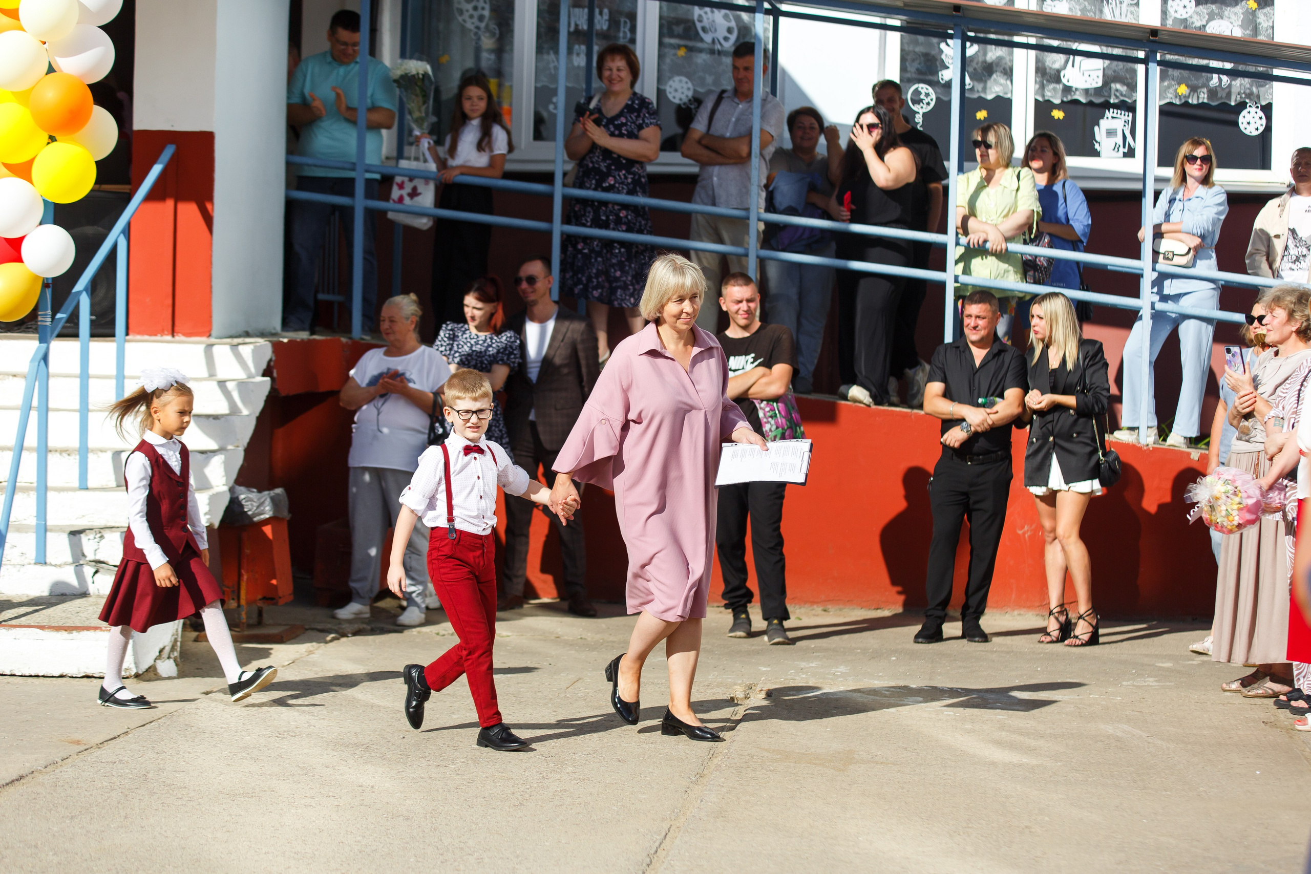 01 СЕНТЯБРЯ 2024 (МБОУ г. Мценска «Средняя школа № 9»). Профессиональный фотограф в Мценске и Орловской области