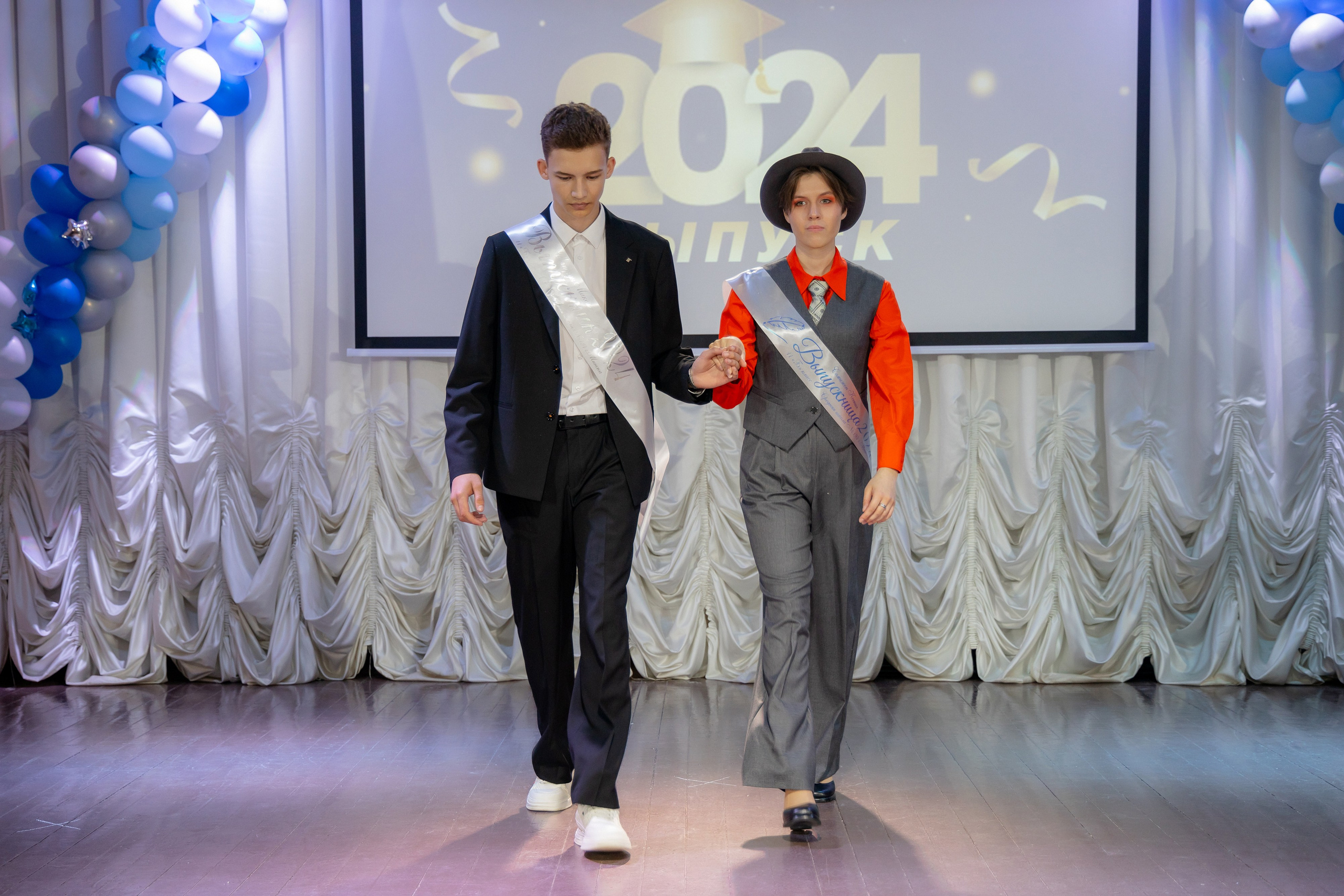 Школьный выпускной 2024 год в Соколе (Минск). Свадебный фотограф в Минске/Беларуси Сергей Спиридонов