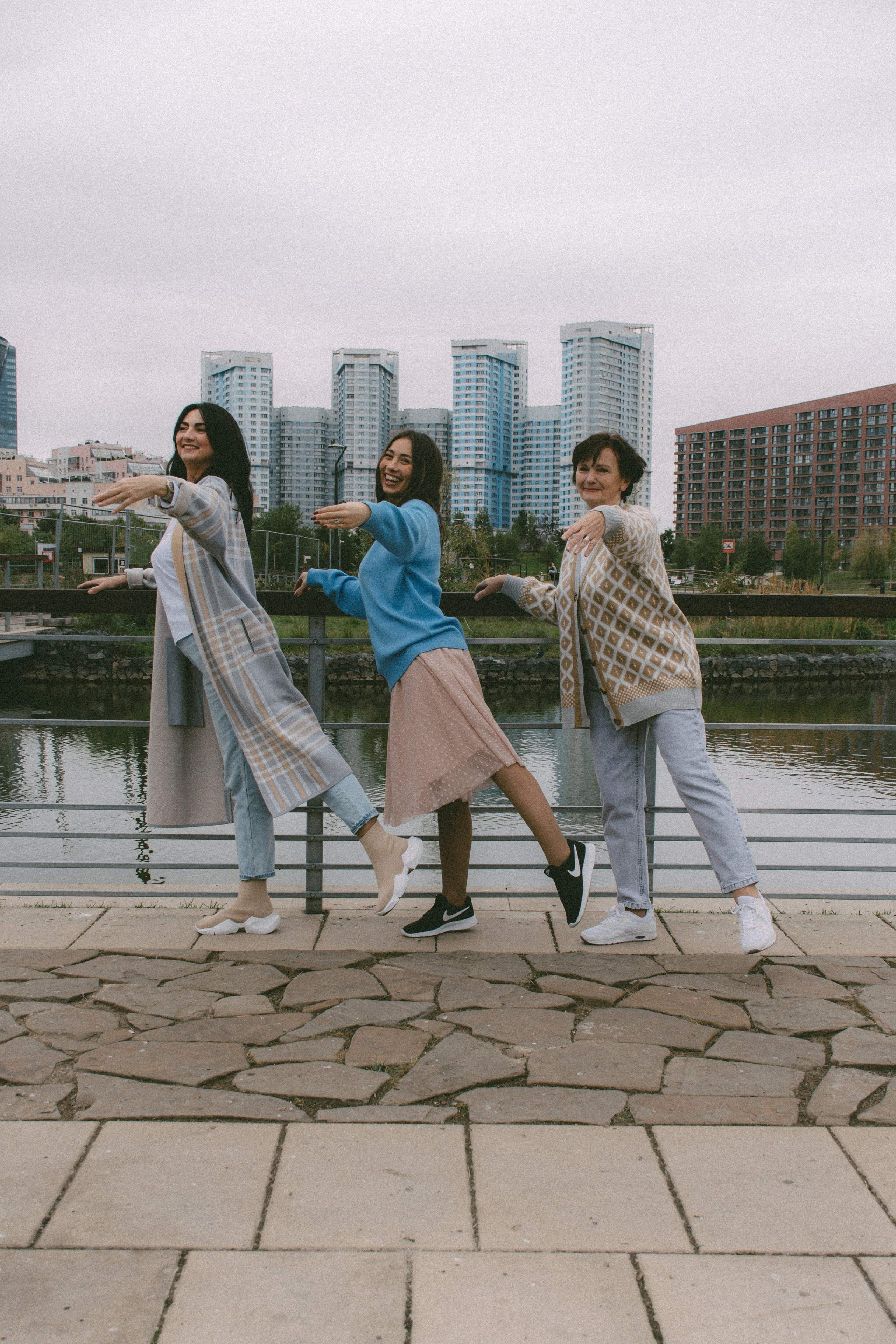 Алина, Виктория и Лариса. Портретный и свадебный фотограф Москва Валерия Возняковская