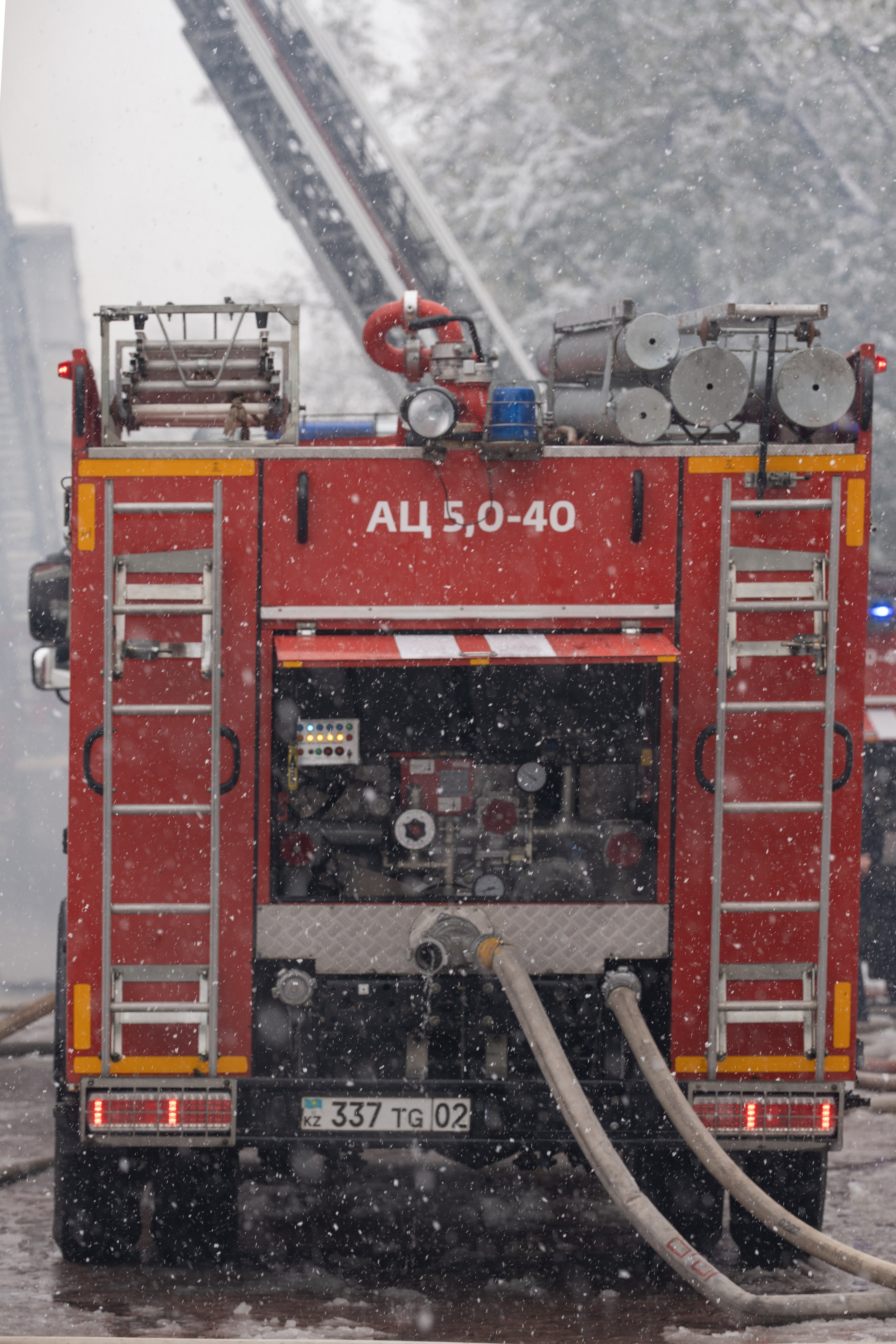 Тушение Пожара. Сайт Алматинского НЮ АРТ, будуар и фэшн фотографа Дениса Карпенко