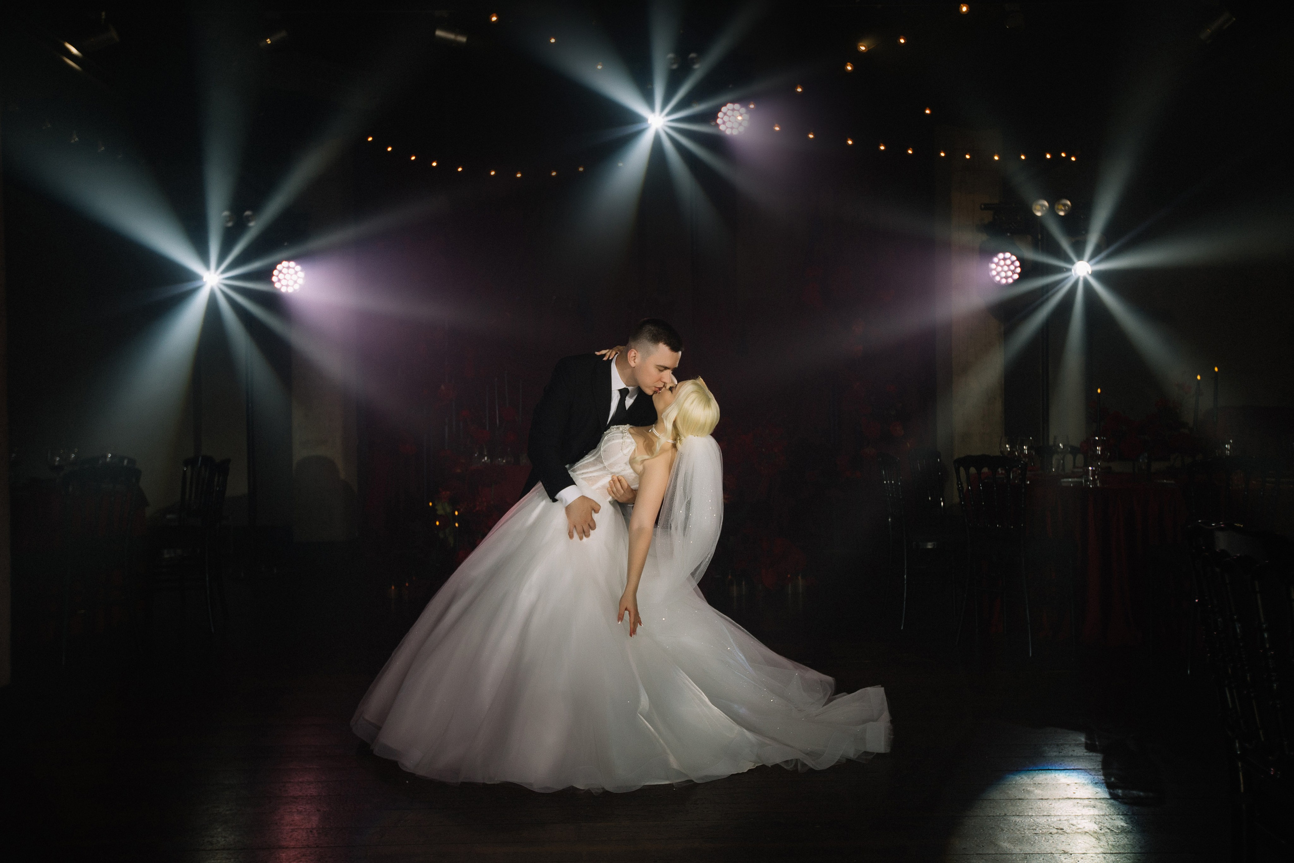 Red ahd love. Свадебный фотограф в Краснодаре Булатова Наталия