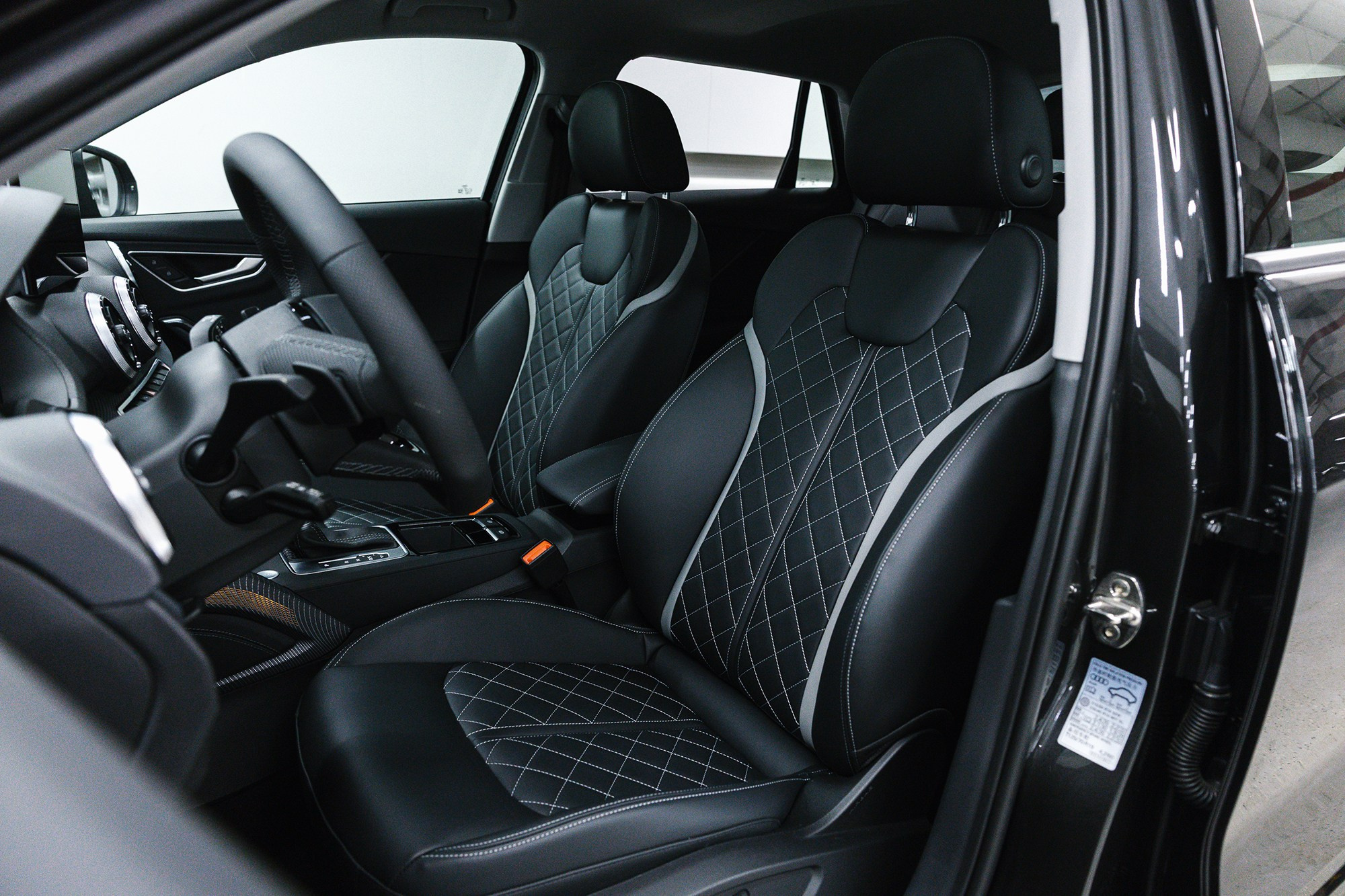 AUDI Q2  35 TFSI 1.5 S tronic (160 л. с.). Автосалон «Х-Авто»