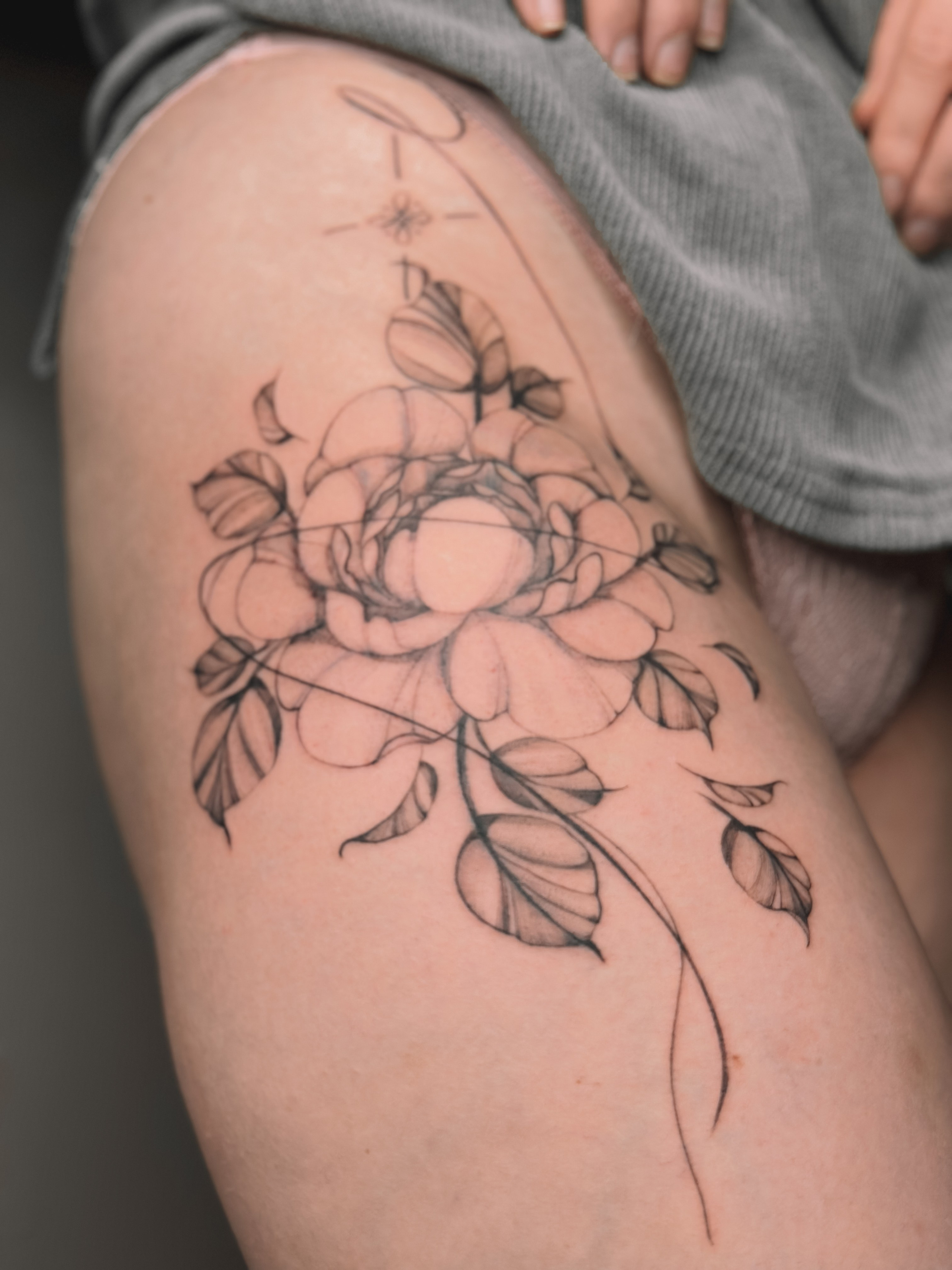 Сеанс тату. Тату мастер Новосибирск