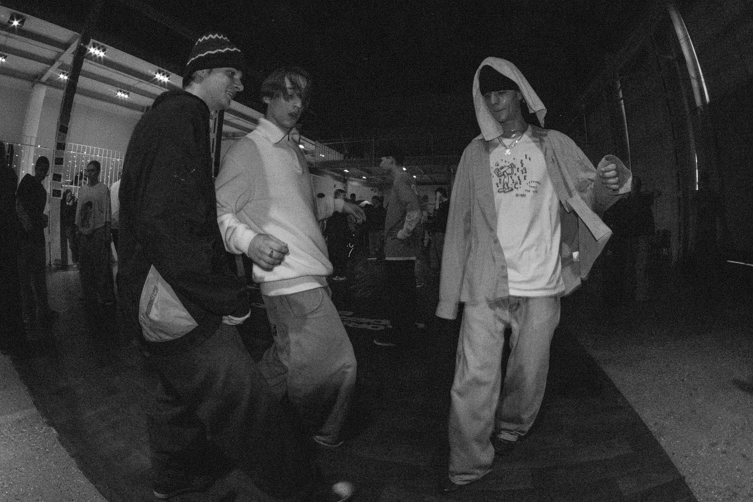 LORDS OF THE UNDERGROUND 27/10/25 (@youlovebu). Соня бу тебя сфоткала