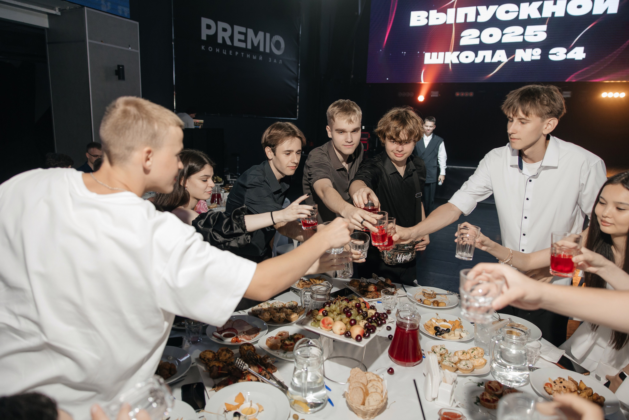 2025 Выпускной школа 34. Свадебный и Репортажный фотограф Нижний Новгород Москва Ежов Иван