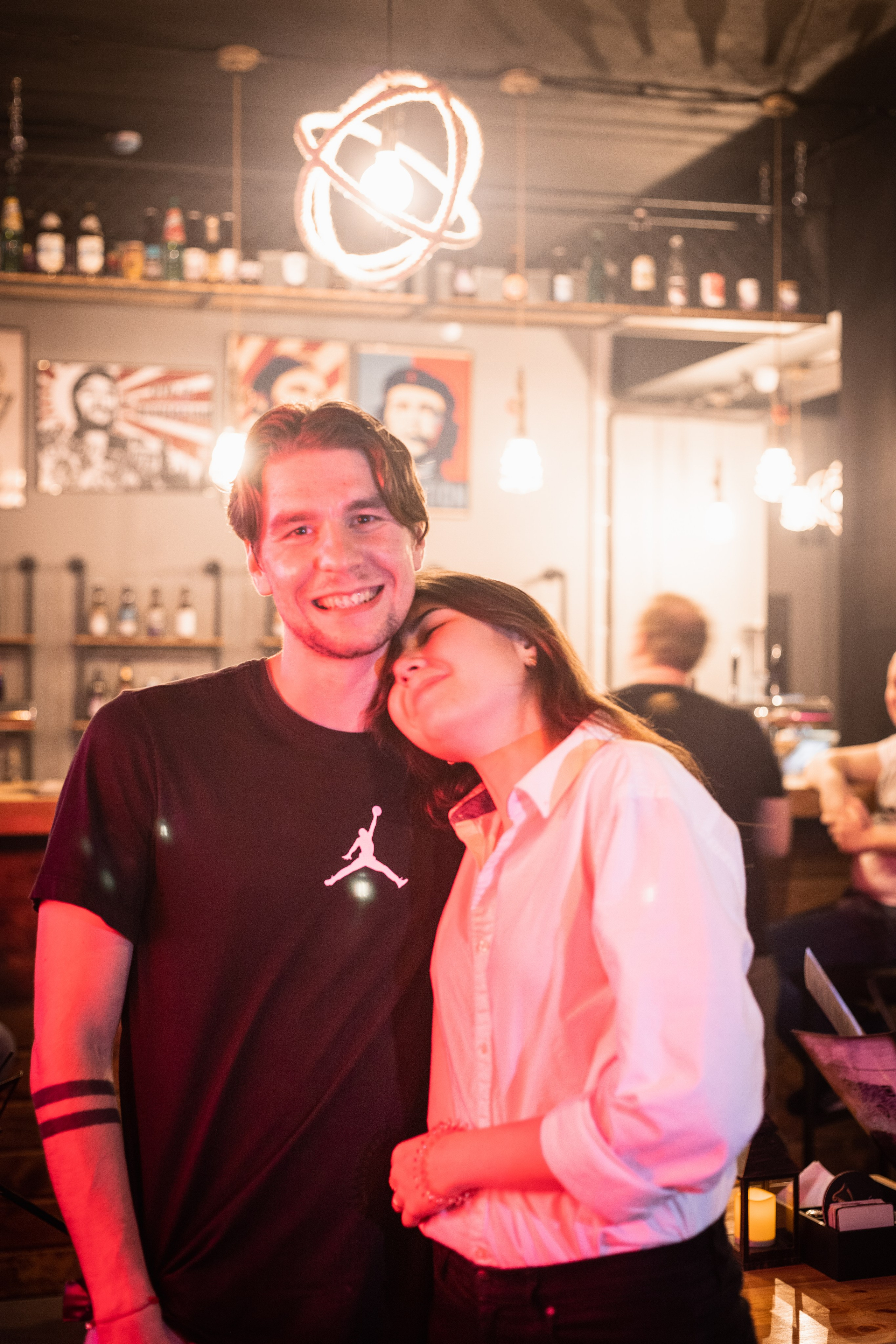 Паб Революция. Фотограф Денис Лесковский (Тюмень)