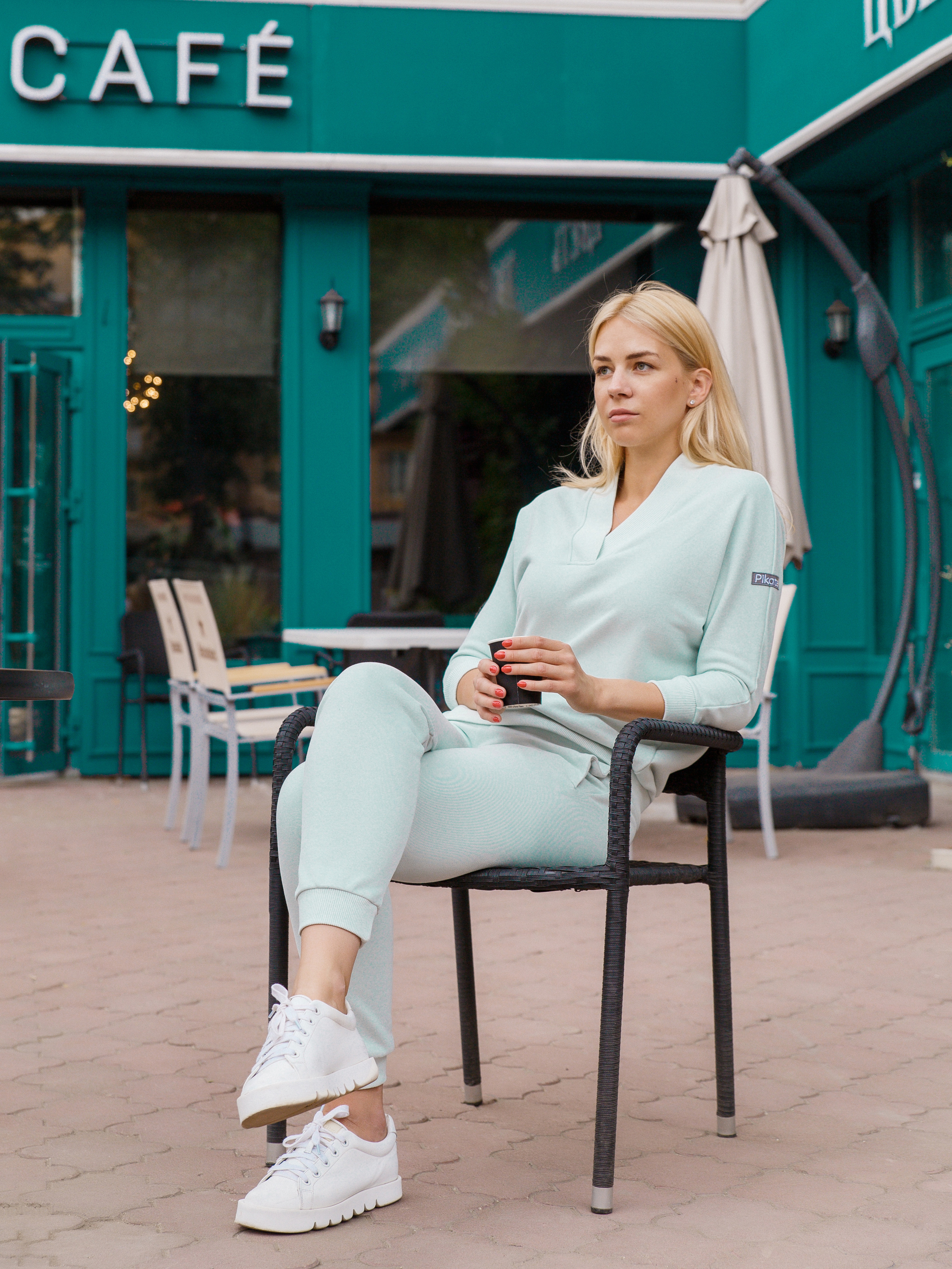 Фотосъёмка для маркетплесов. Спортивный костюм Pikate. Фотограф Дмитрий Молчанов | Фотограф Пермь | Фотограф