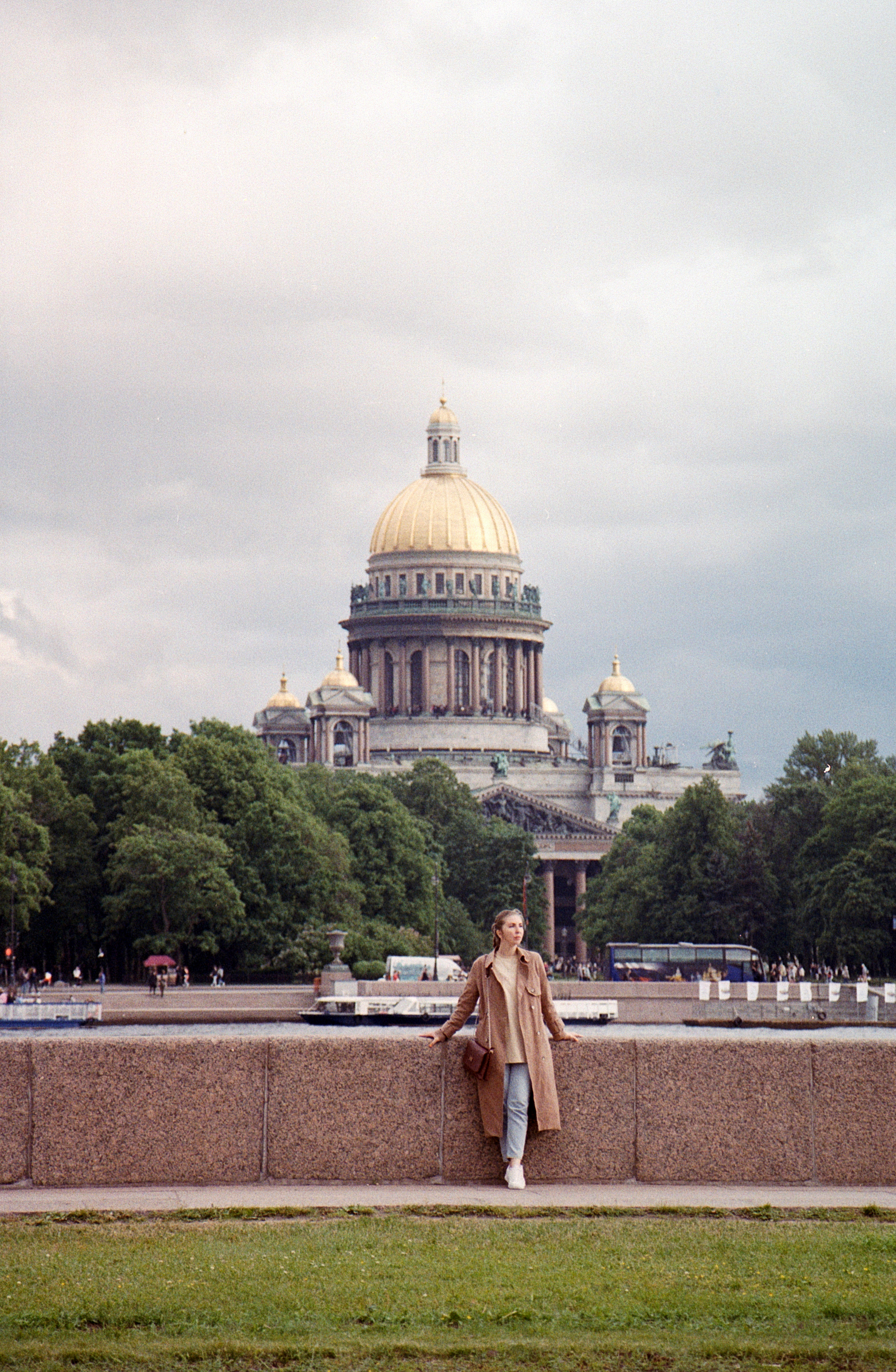 Санкт-Петербург на фотоплёнку Kodak Pro Image 100. Фотограф Дмитрий Молчанов | Фотограф Пермь | Фотограф