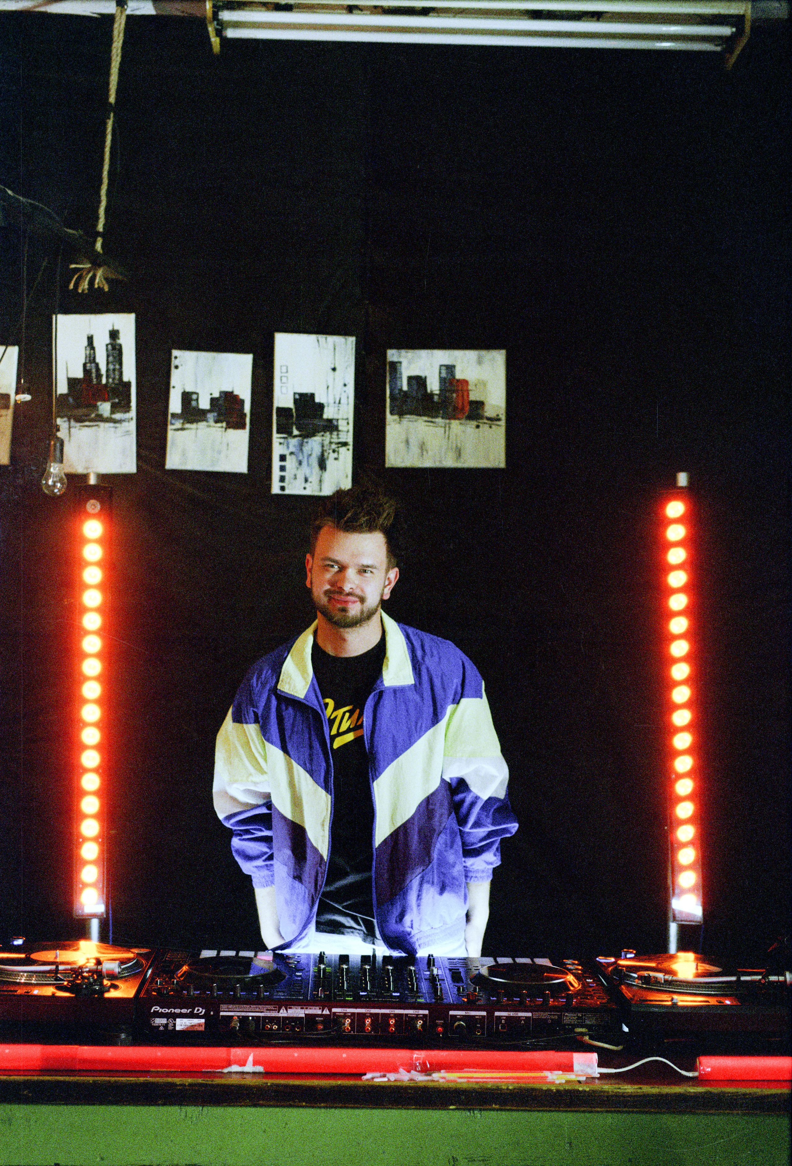 Бэкстейдж клипа на фотоплёнку Kodak Ultramax 400. Фотограф Дмитрий Молчанов | Фотограф Пермь | Фотограф