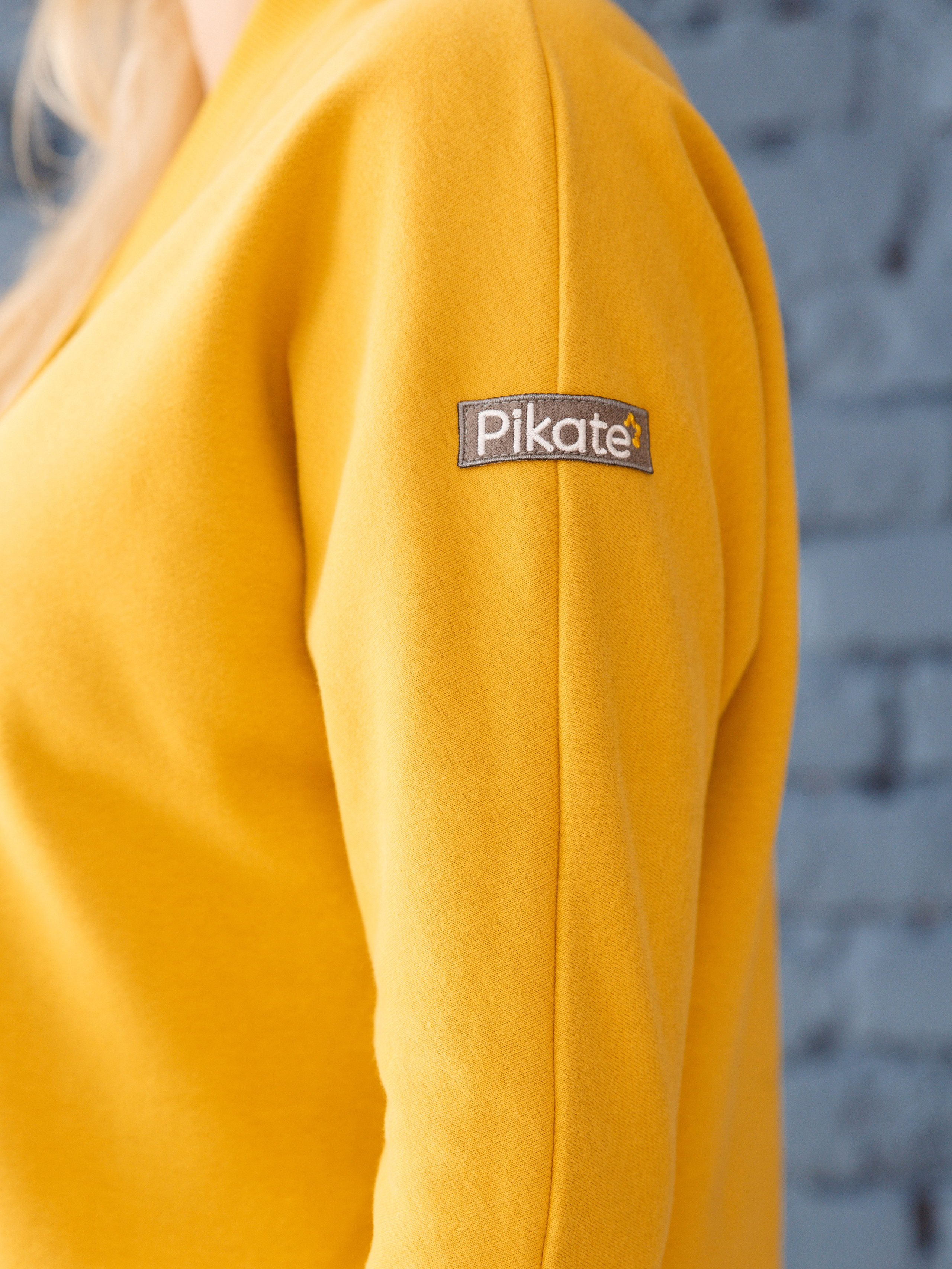 Фотосъёмка для маркетплесов. Спортивный костюм Pikate. Фотограф Дмитрий Молчанов | Фотограф Пермь | Фотограф