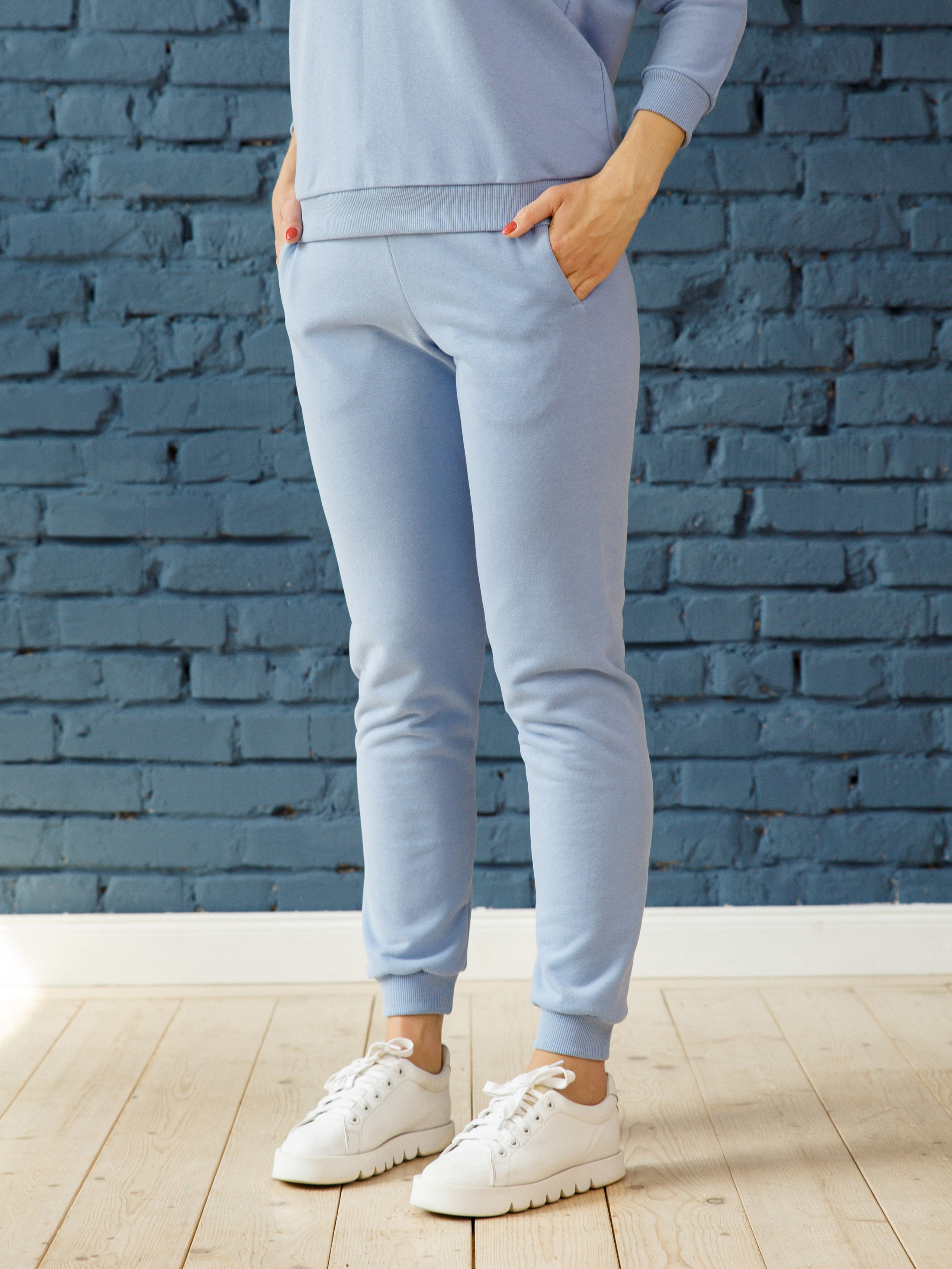 Фотосъёмка для маркетплесов. Спортивный костюм Pikate. Фотограф Дмитрий Молчанов | Фотограф Пермь | Фотограф