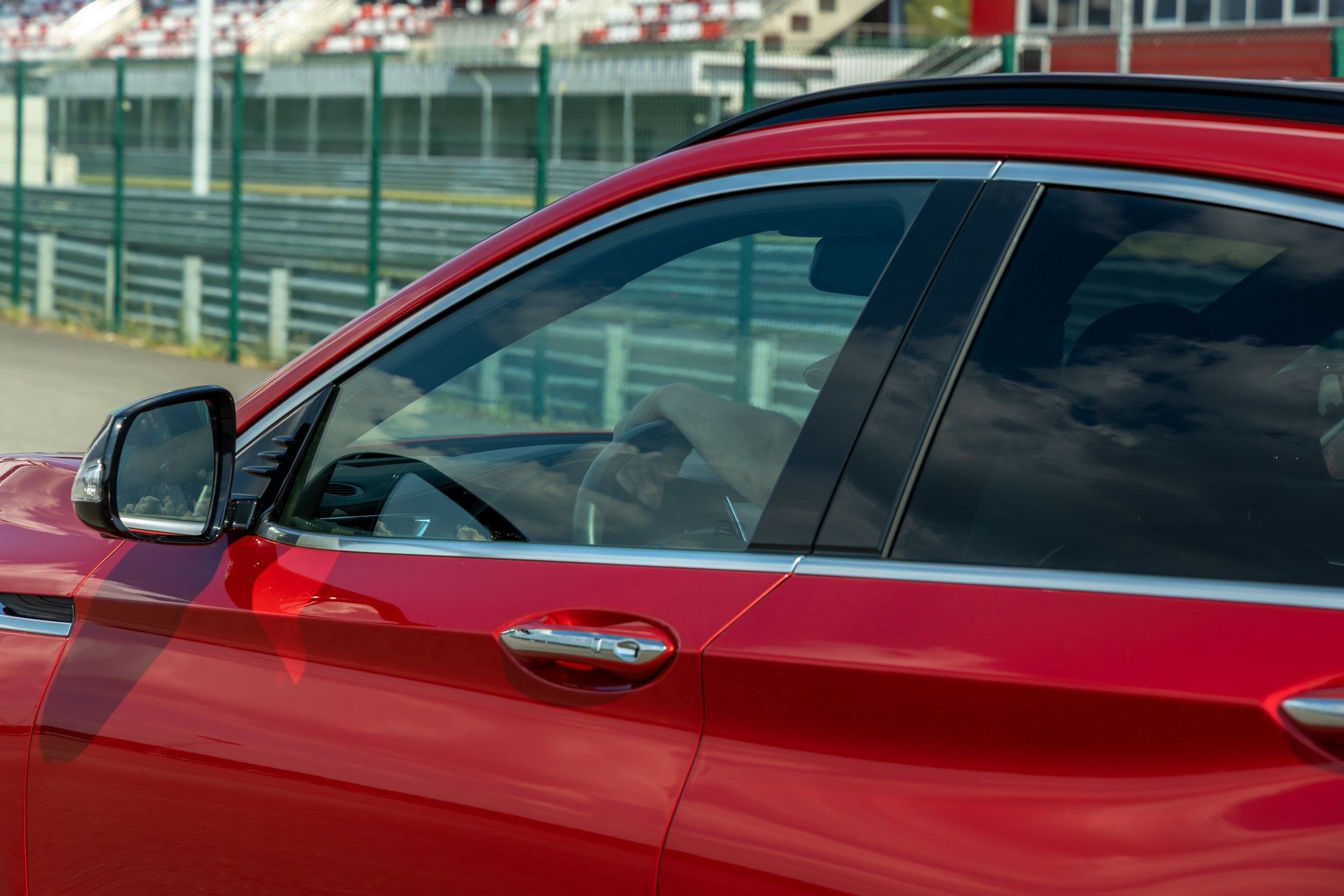 Infiniti QX55. Репортажный, семейный и студийный фотограф в Москве Демин Алексей