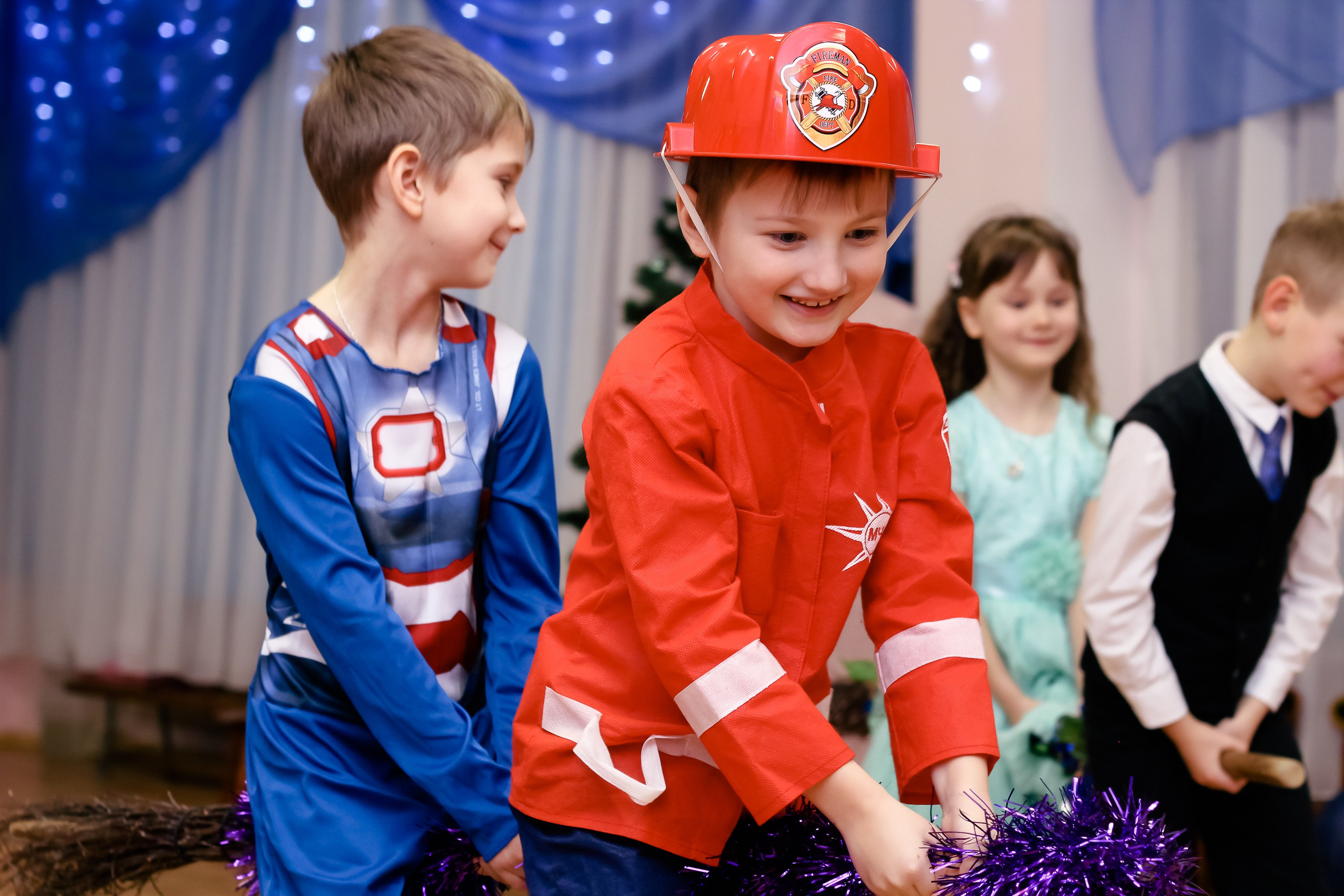 Новогодний утренник. Фотограф Великий Новгород Татьяна Чиглинцева