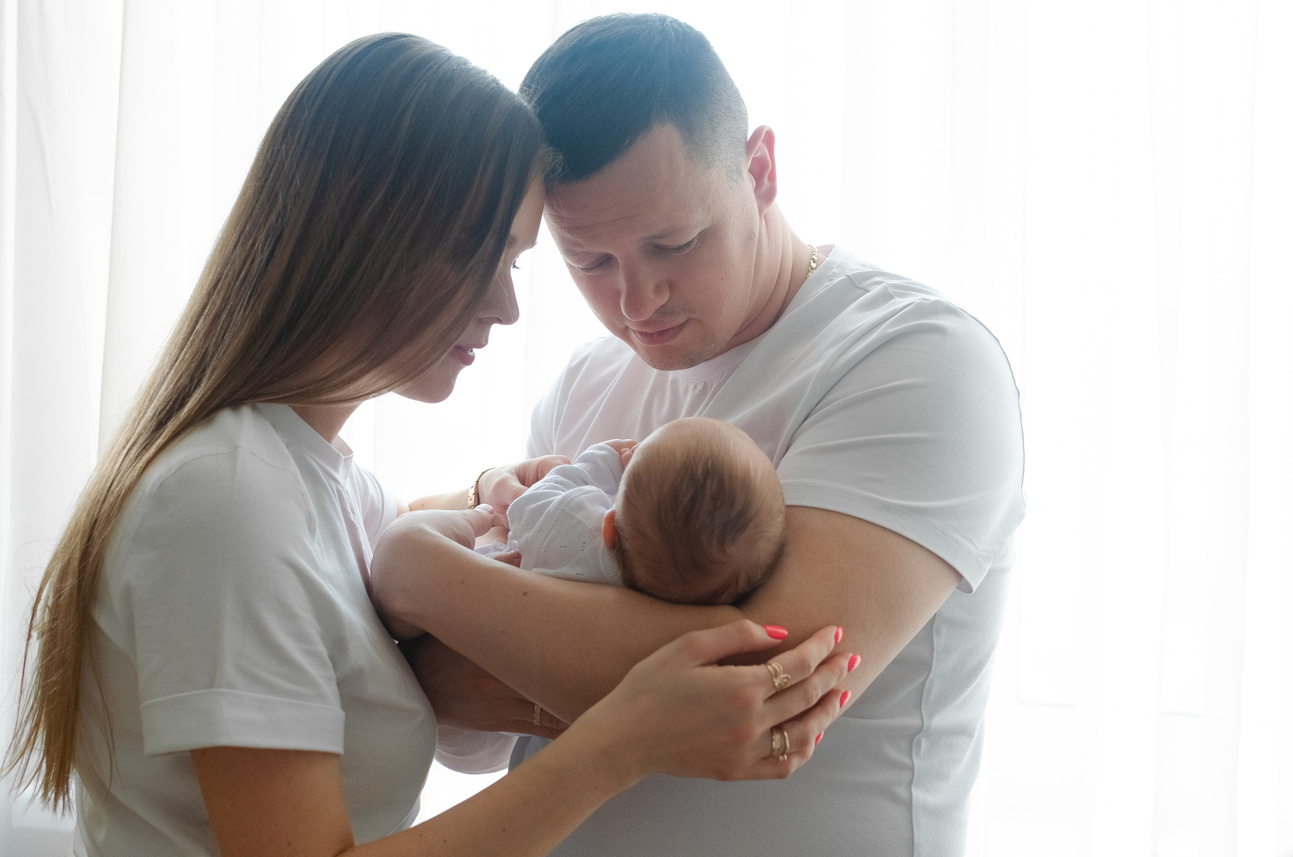 Маленькая Машенька. Семейный фотограф на выписку из роддома и крещение Минск Настя Гришук