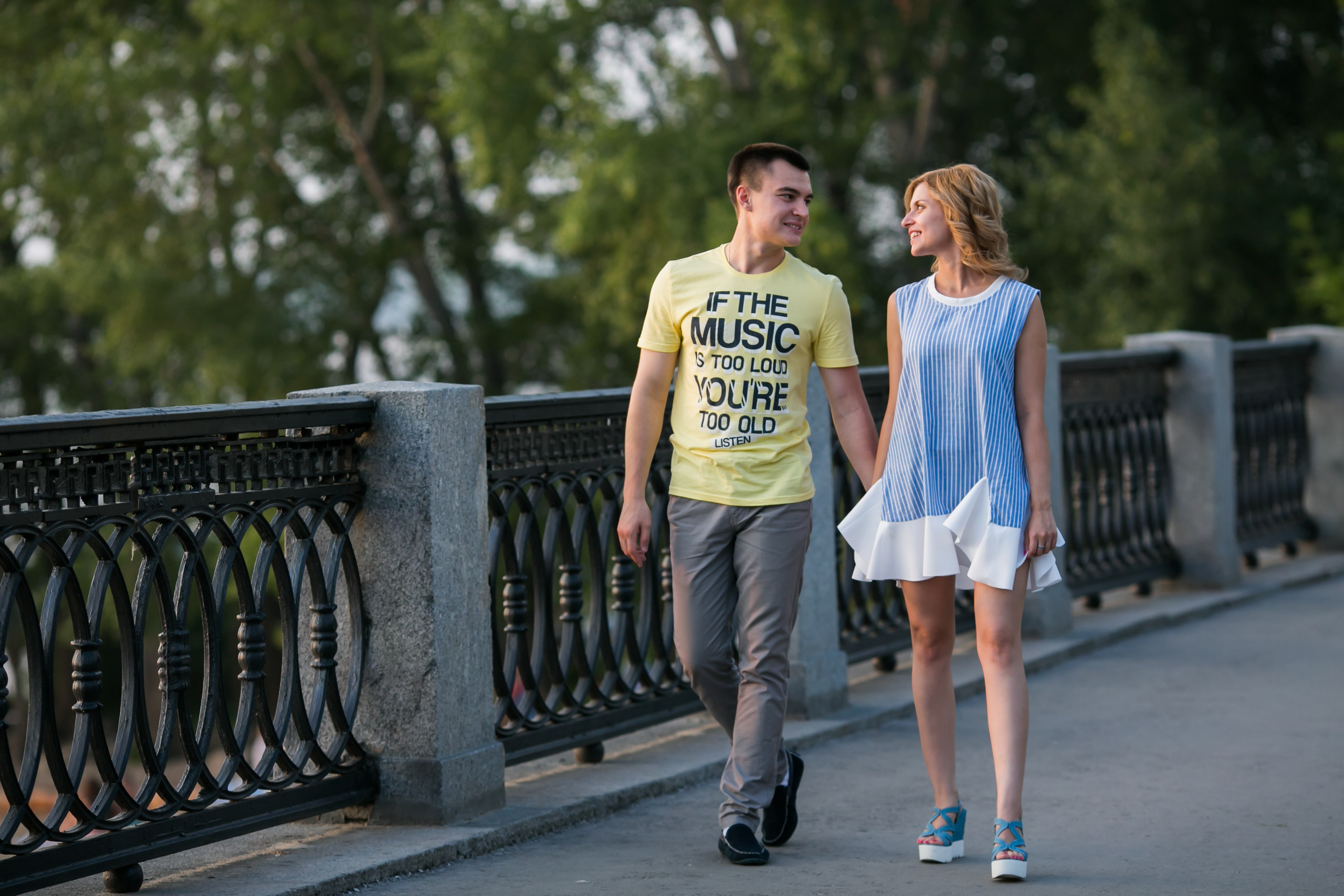 Love Story на набережной в Самаре. Свадебный фотограф, видеограф в Самаре, Самарской области. Видеосъемка