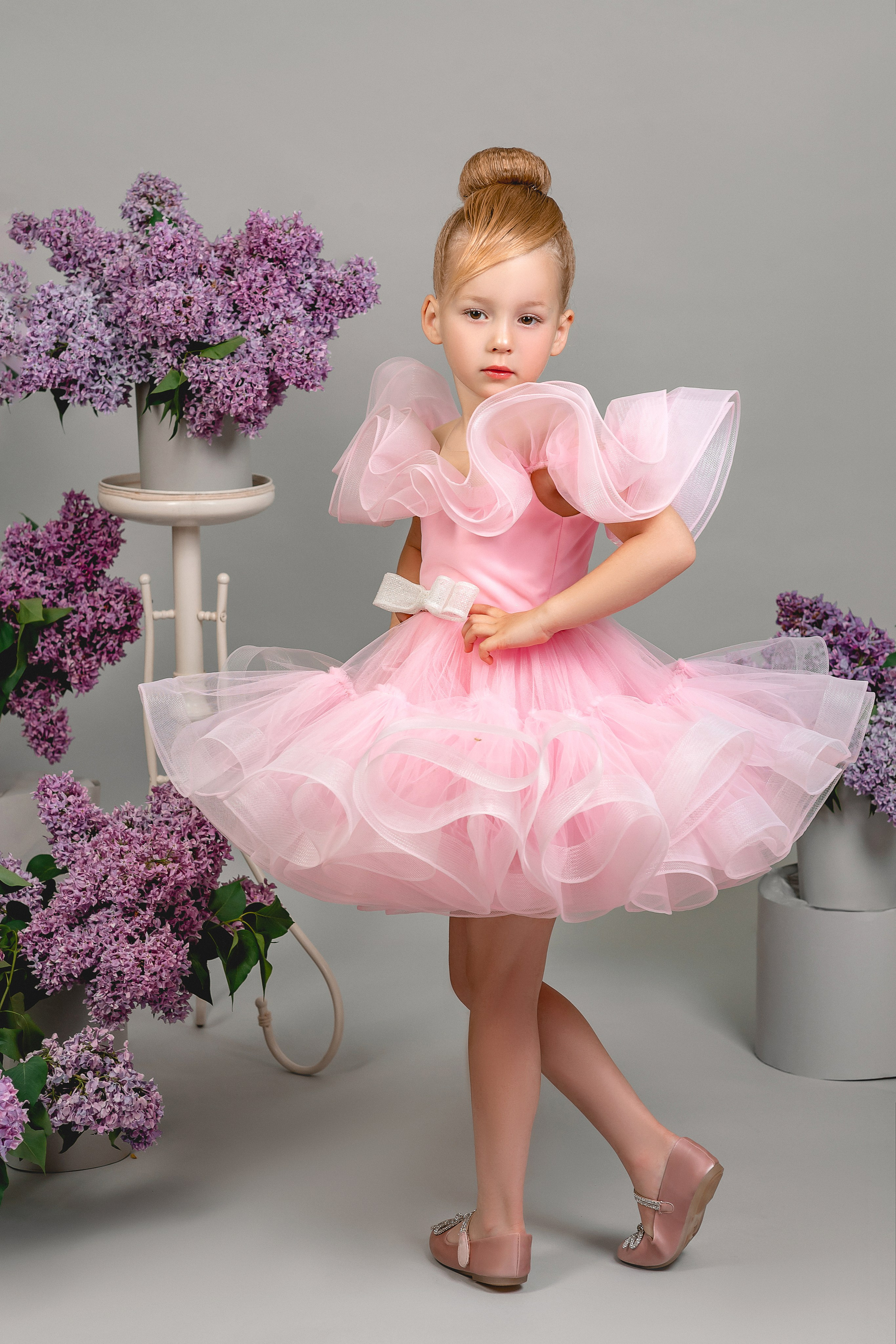 Полина в сирени и магнолии 2024. Семейный и детский фотограф Наталья Горда