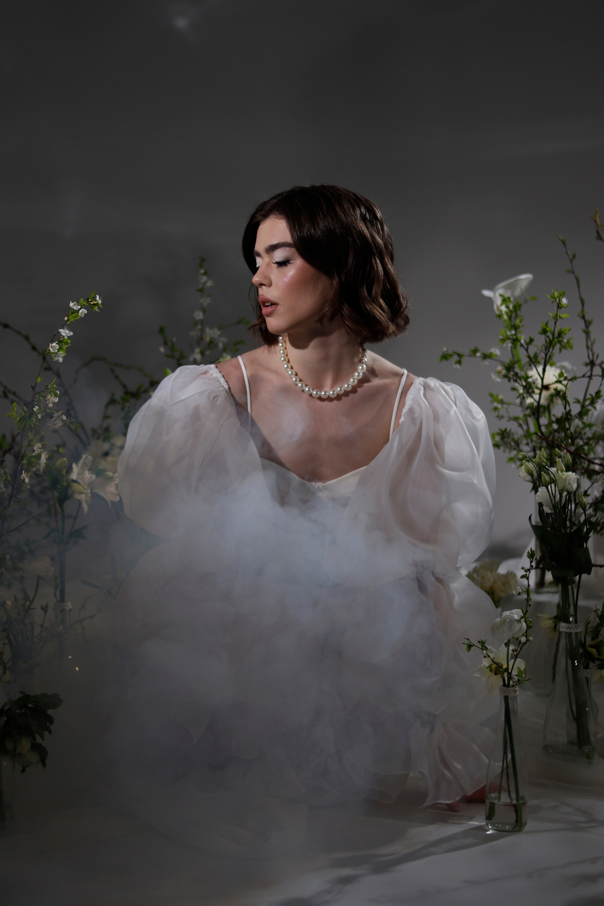 Фотосессии в студии. Я — фотограф, который помогает запечатлеть самые важные моменты вашей жизни!