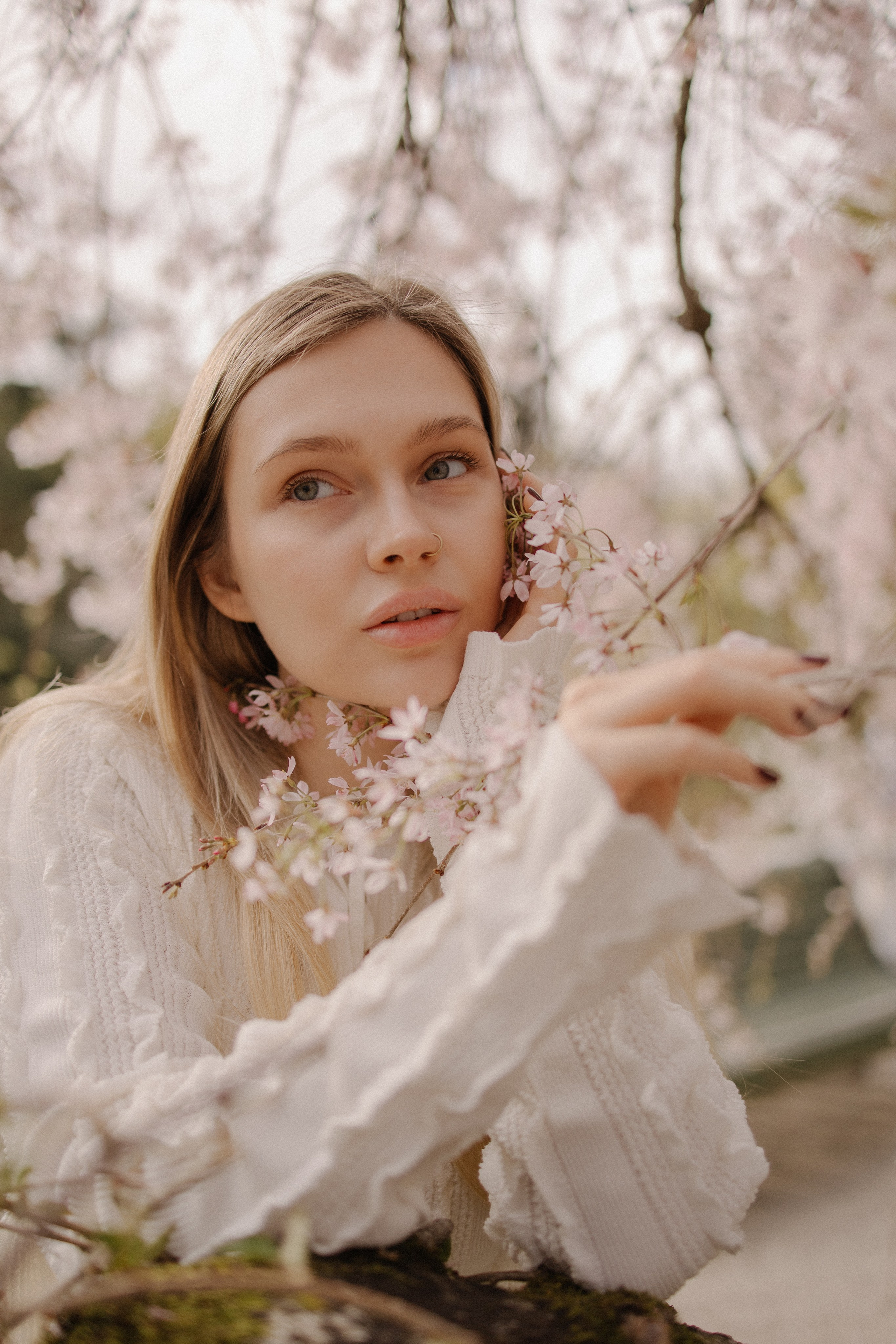 Света в сакуре. Фотограф Сочи Адлер Сириус Красная поляна Олеся Минив