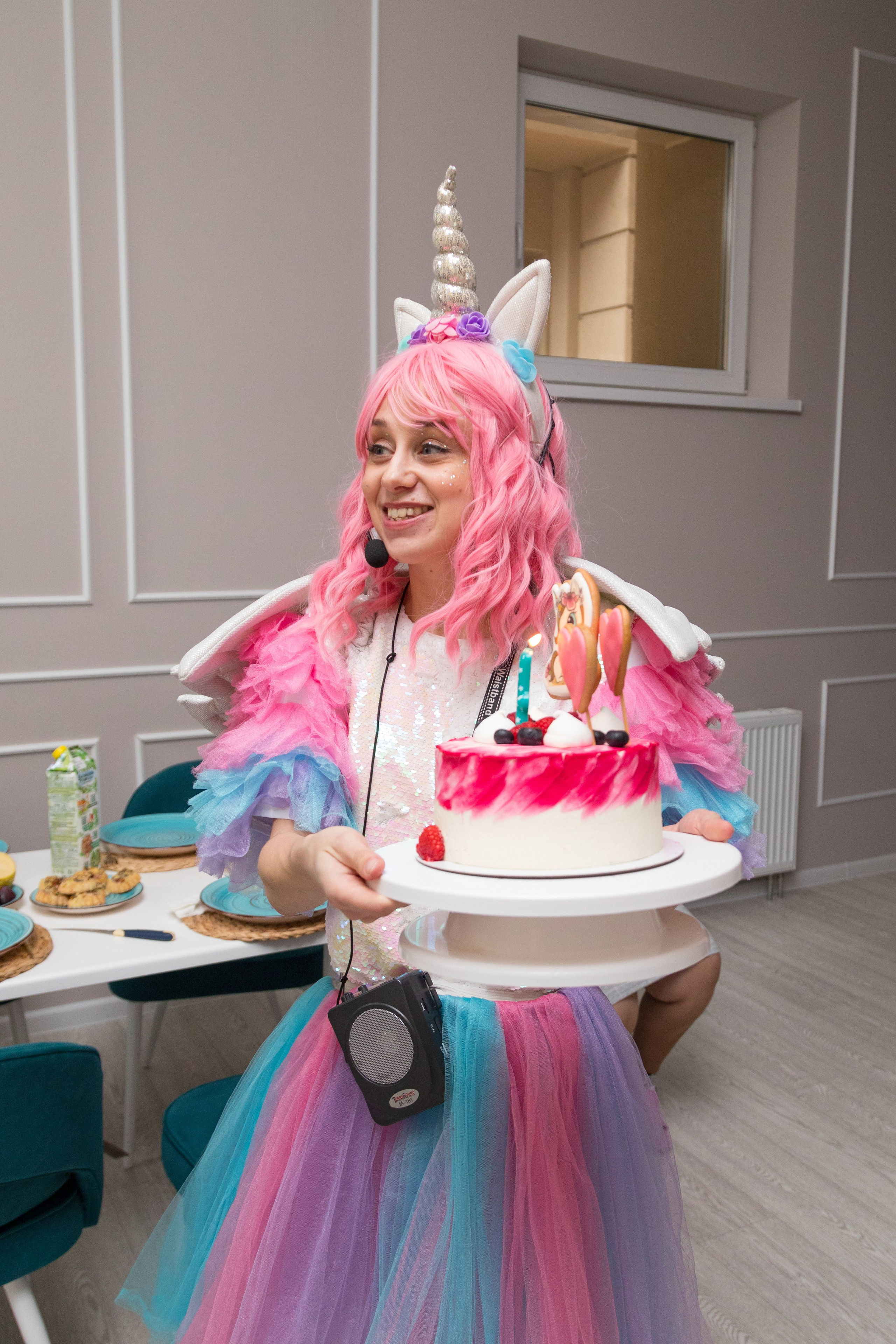 День рождения Сияны, 4 года, детский игровой центр Mimiloft. Детский и контент фотограф Надя Волкова Санкт-Петербург