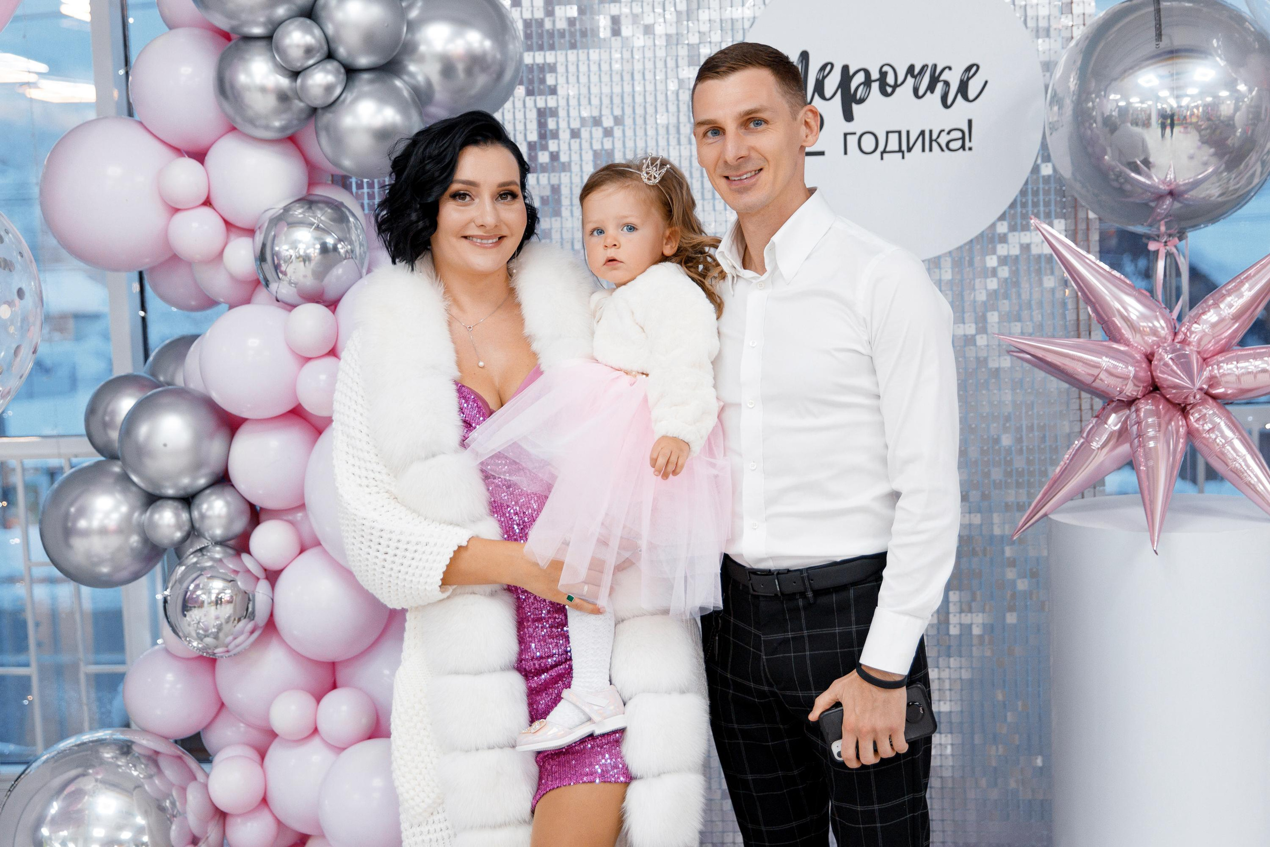 Лерочке 2 года. Фотограф Виталий Вязьмикин