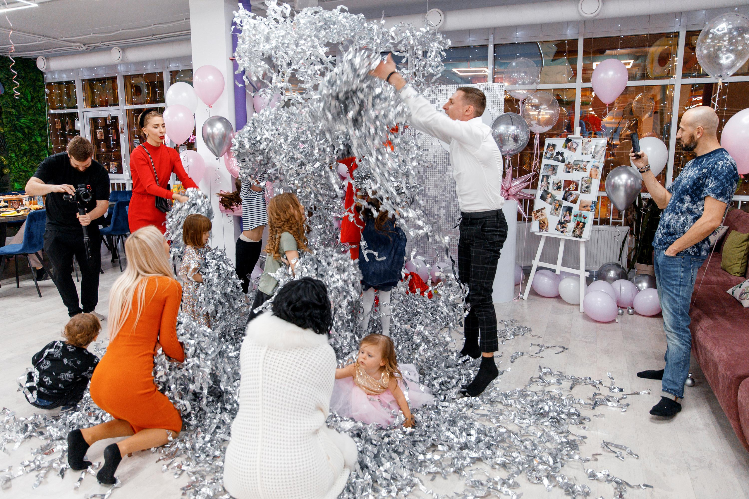 Лерочке 2 года. Фотограф Виталий Вязьмикин