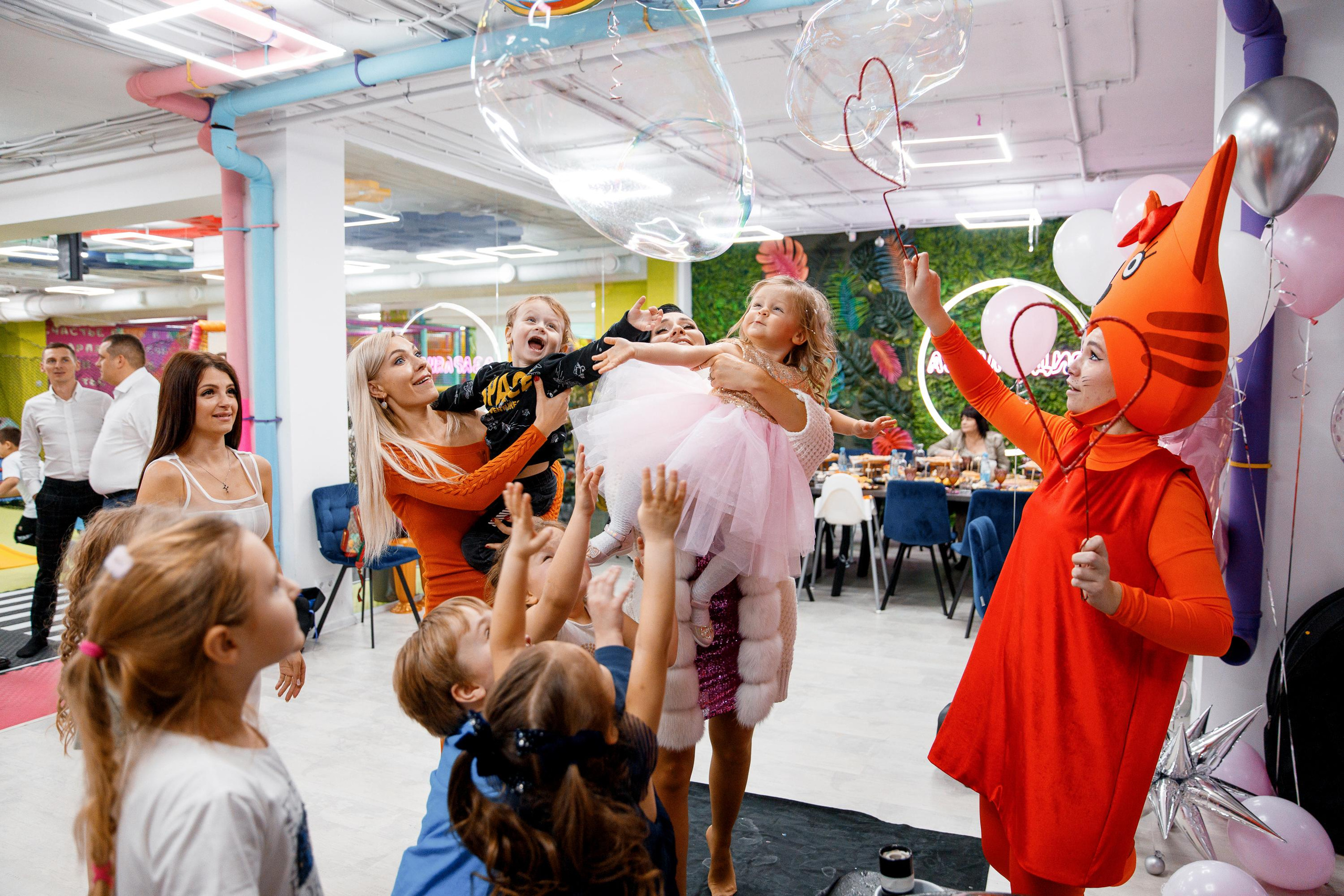 Лерочке 2 года. Фотограф Виталий Вязьмикин