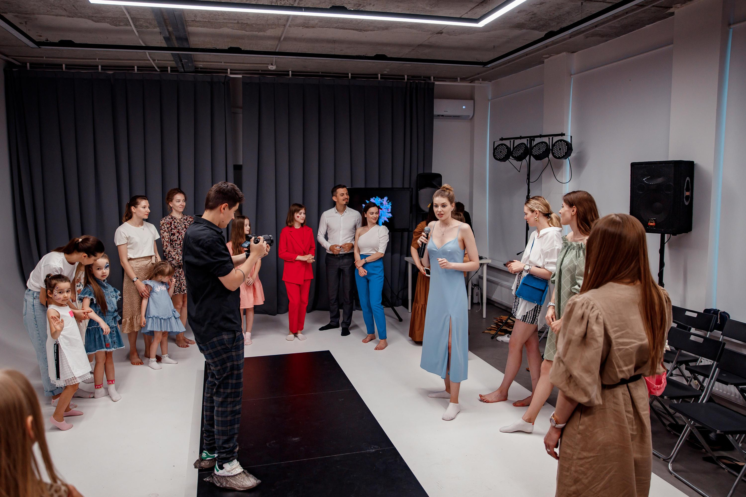 Выпускной модельных курсов Shtorm School. Фотограф Виталий Вязьмикин