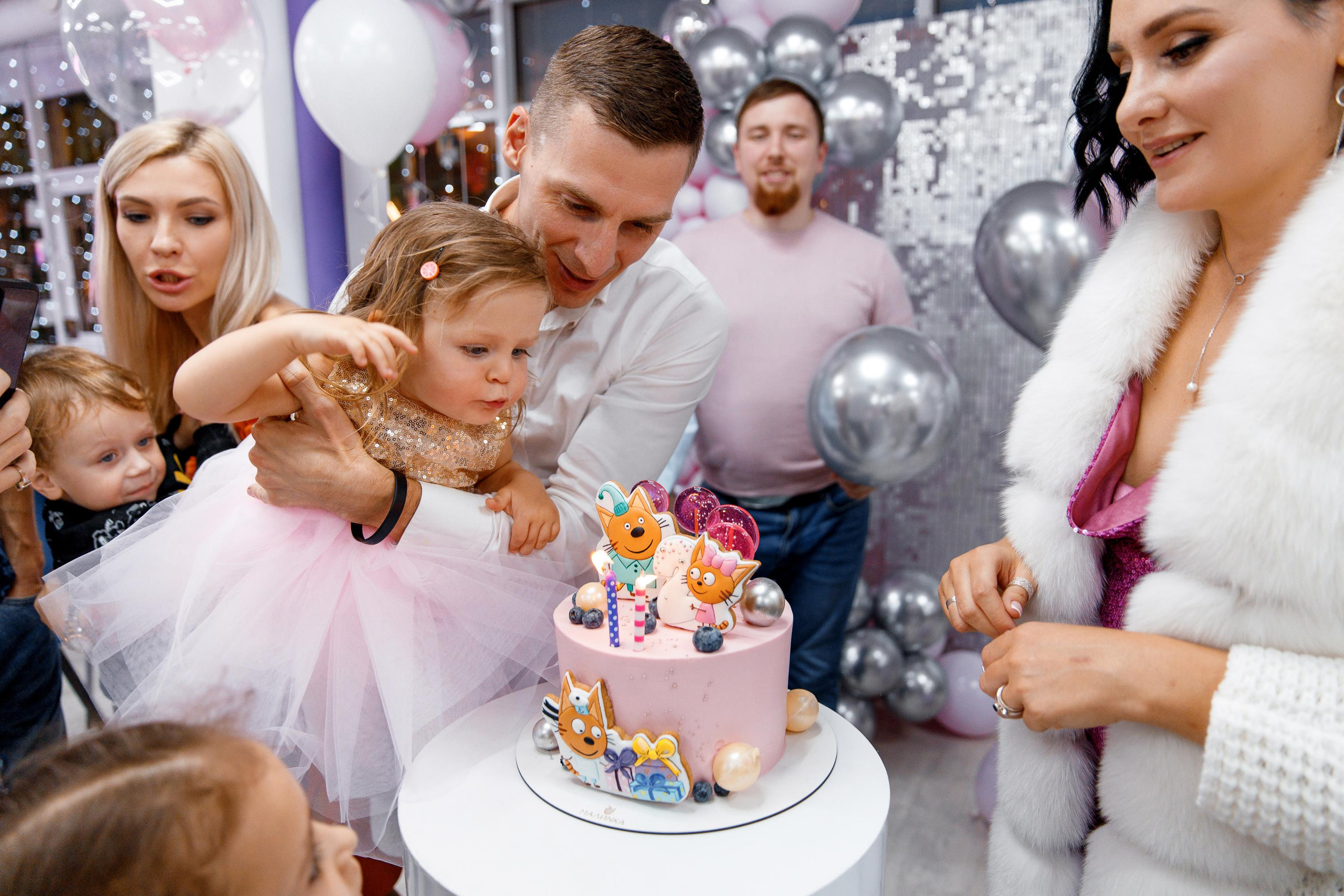 Лерочке 2 года. Фотограф Виталий Вязьмикин