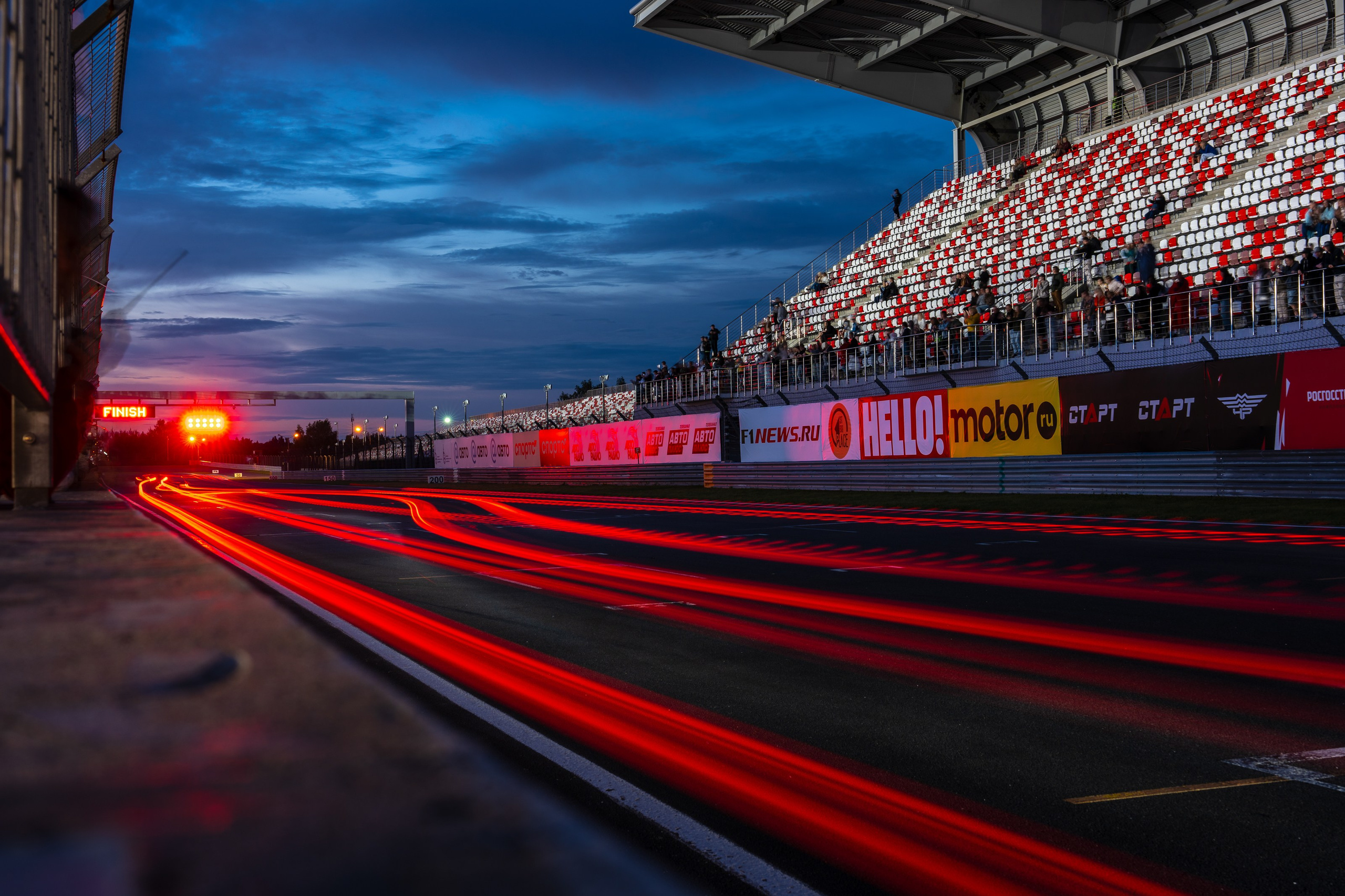 Фотографии российских и международных чемпионатов по автомобильному спорту. Фотограф Николай Прокофьев модельные тесты в Москве