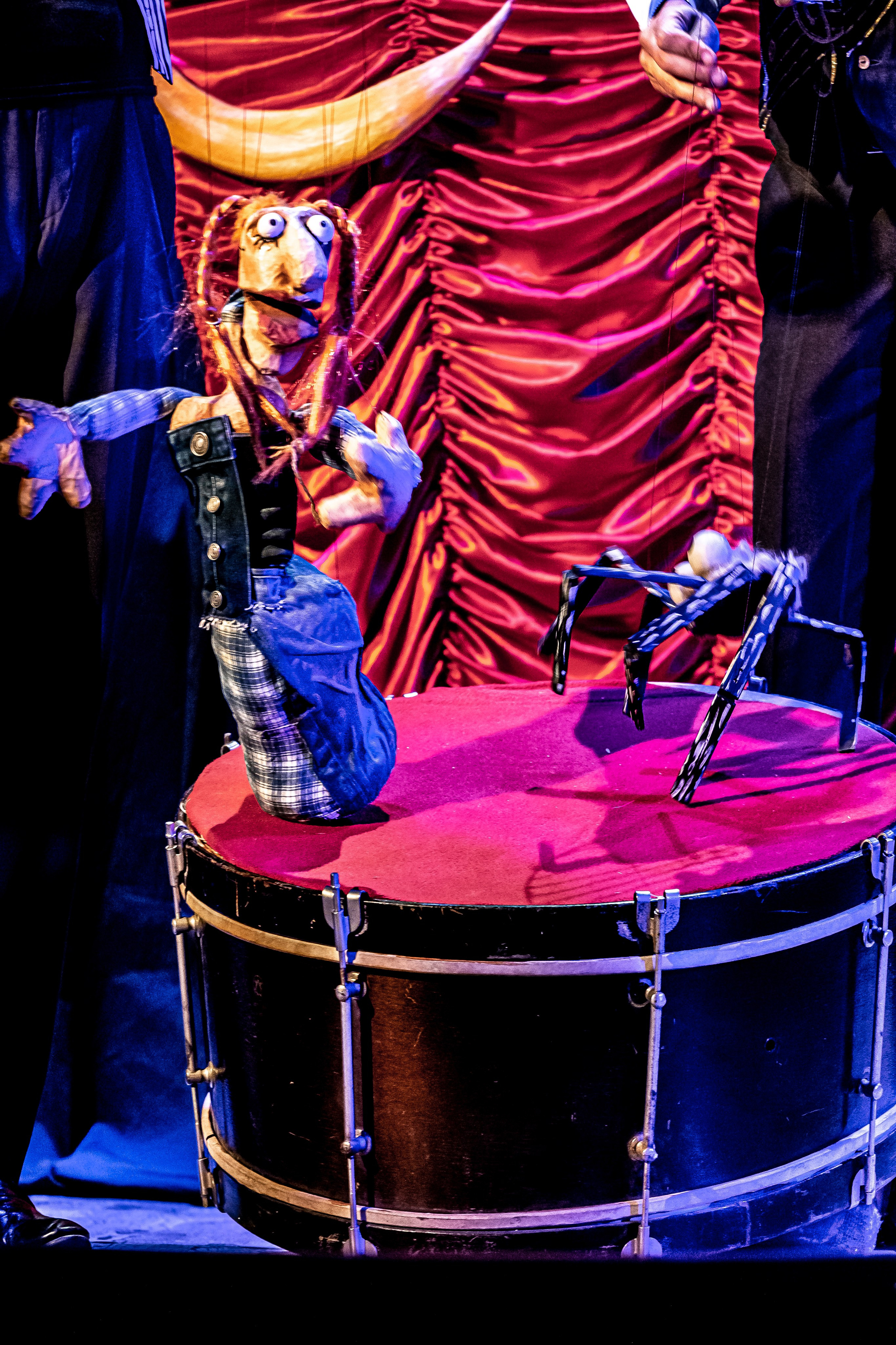 Цирк из Саквояжа спектакль театра САКВОЯЖ. Фотограф в Сочи Юрий Шептаев