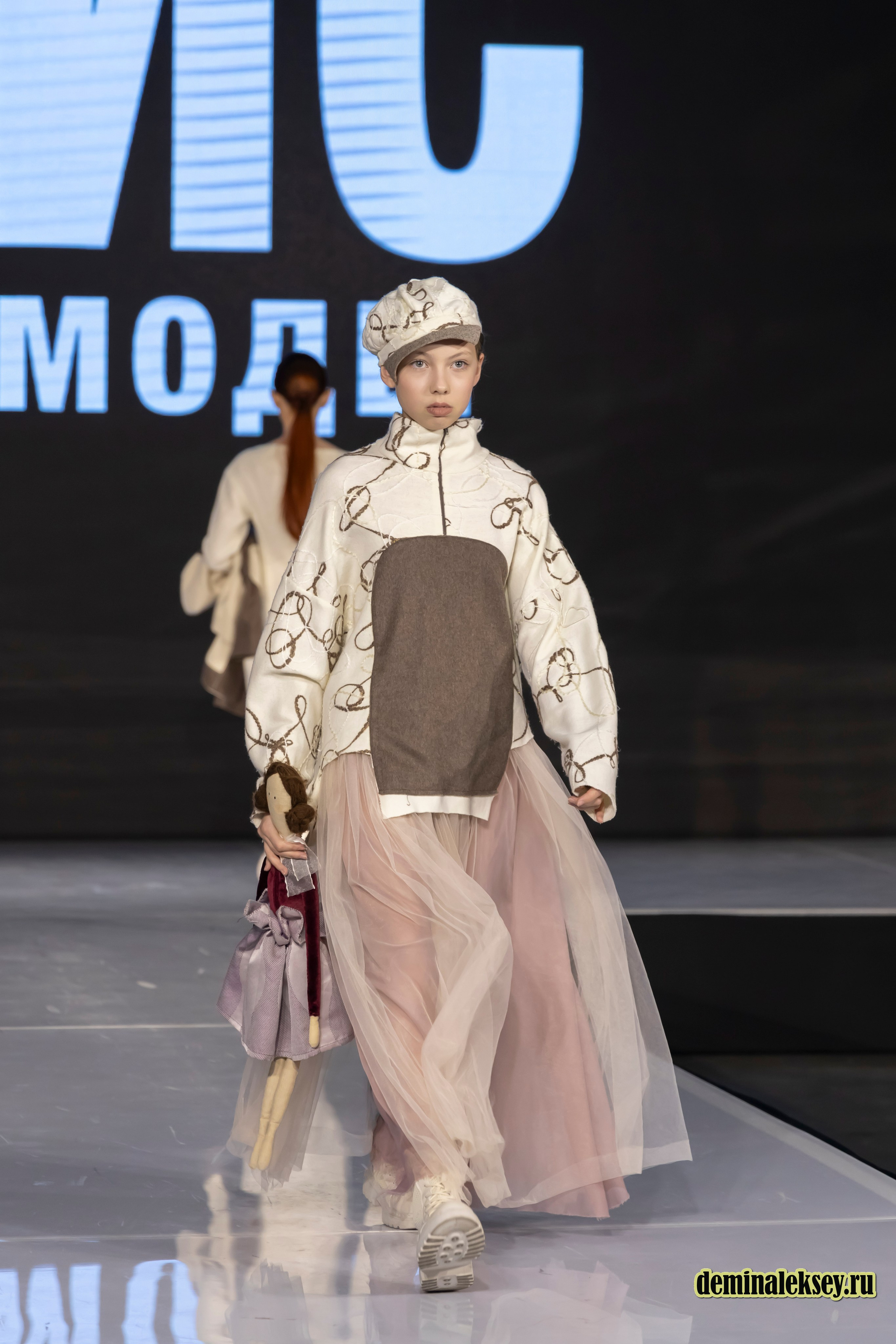 Ирина Старовойтова Театр моды «ИриС» 31 января 2025 гостиный двор, выставка Уникальная Россия. Репортажный, семейный и студийный фотограф в Москве Демин Алексей