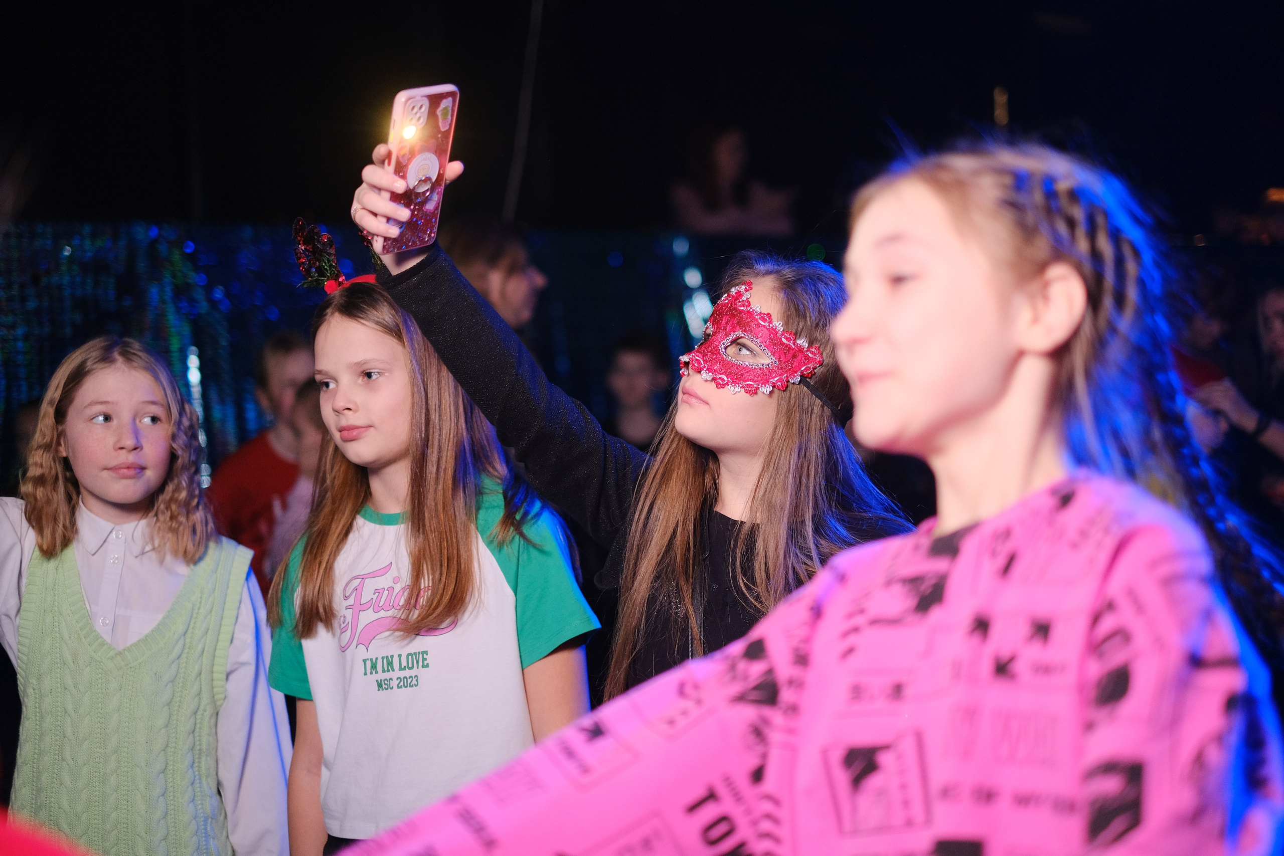 ЁлкаФест в М33 27 декабря 2023 года. Свадебный и репортажной фотограф Денис Ожигин в Краснодаре и Краснодарском крае