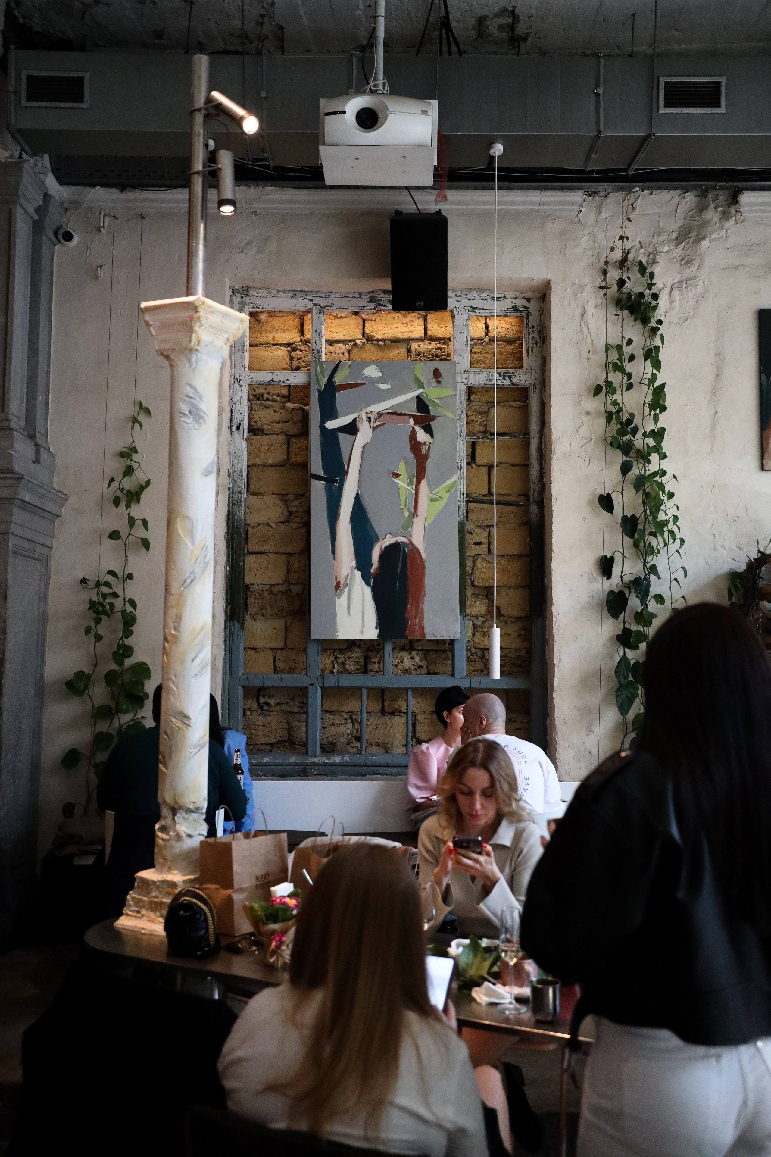 Gastrodvor 8 March. Дженбаз Павел — фотограф в Ялте