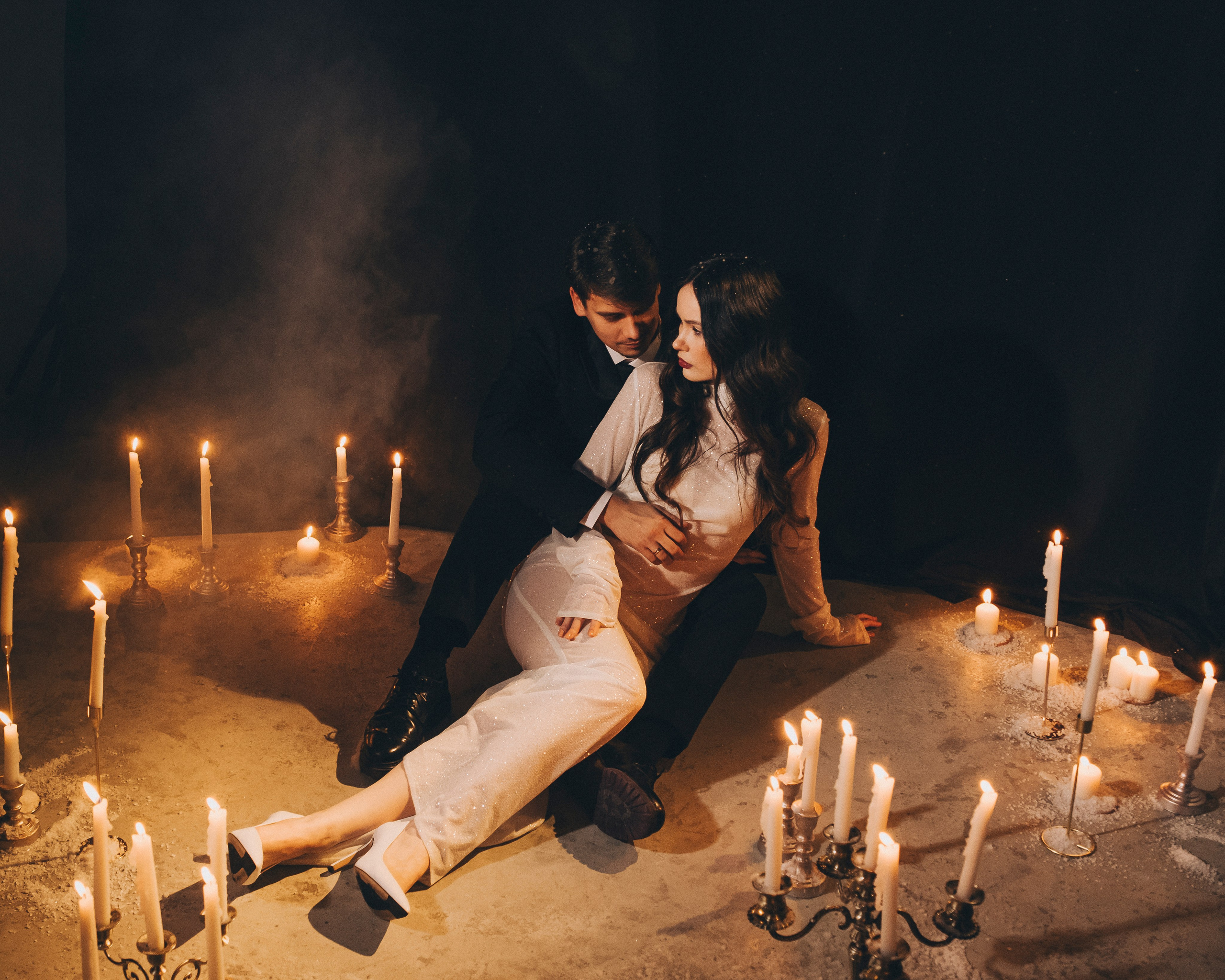 Свадебная лав стори в студии. Фотограф в Иркутске Анна Мирошникова