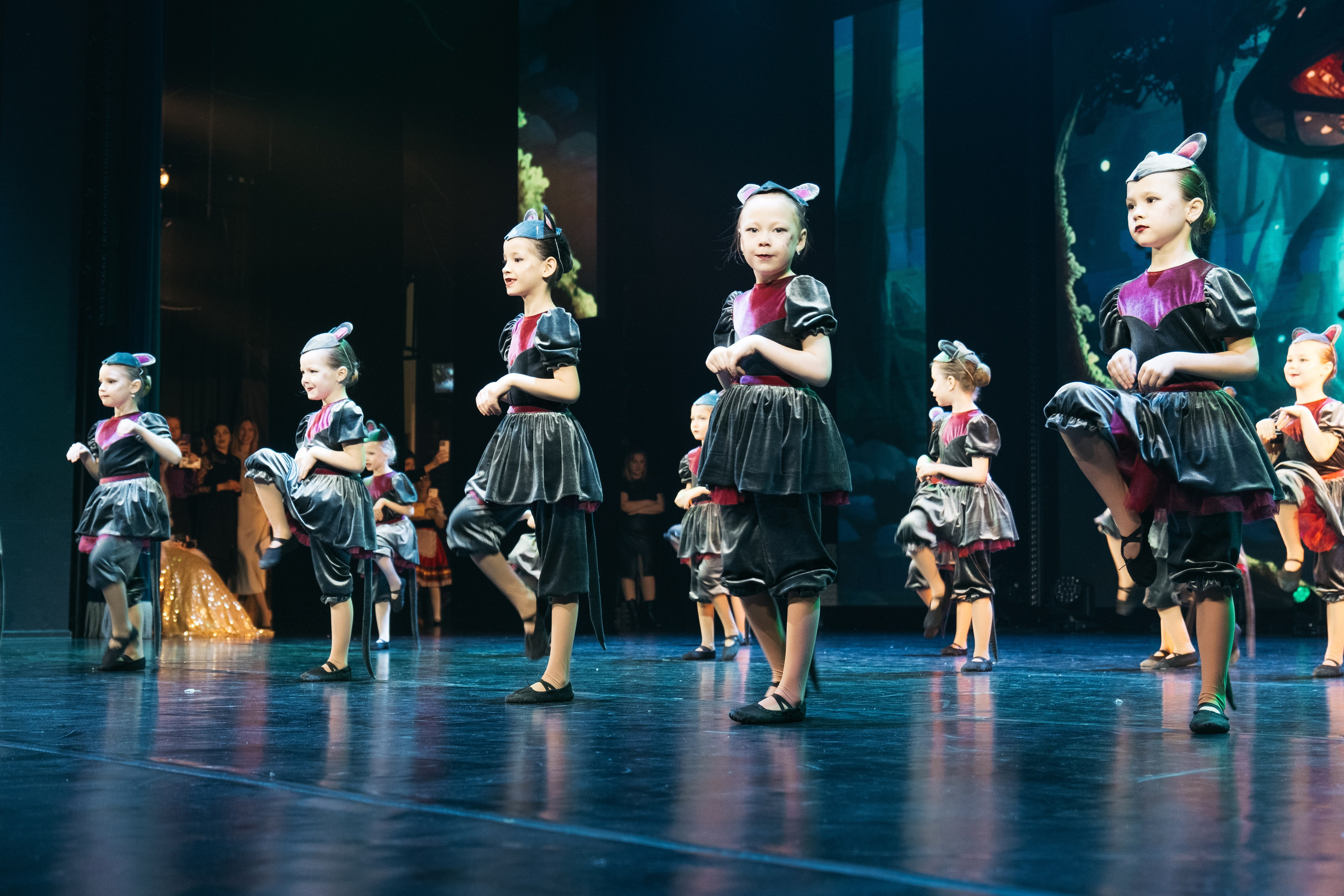 СурГУ 23.12.23. Репортажный и свадебный фотограф в Сургуте