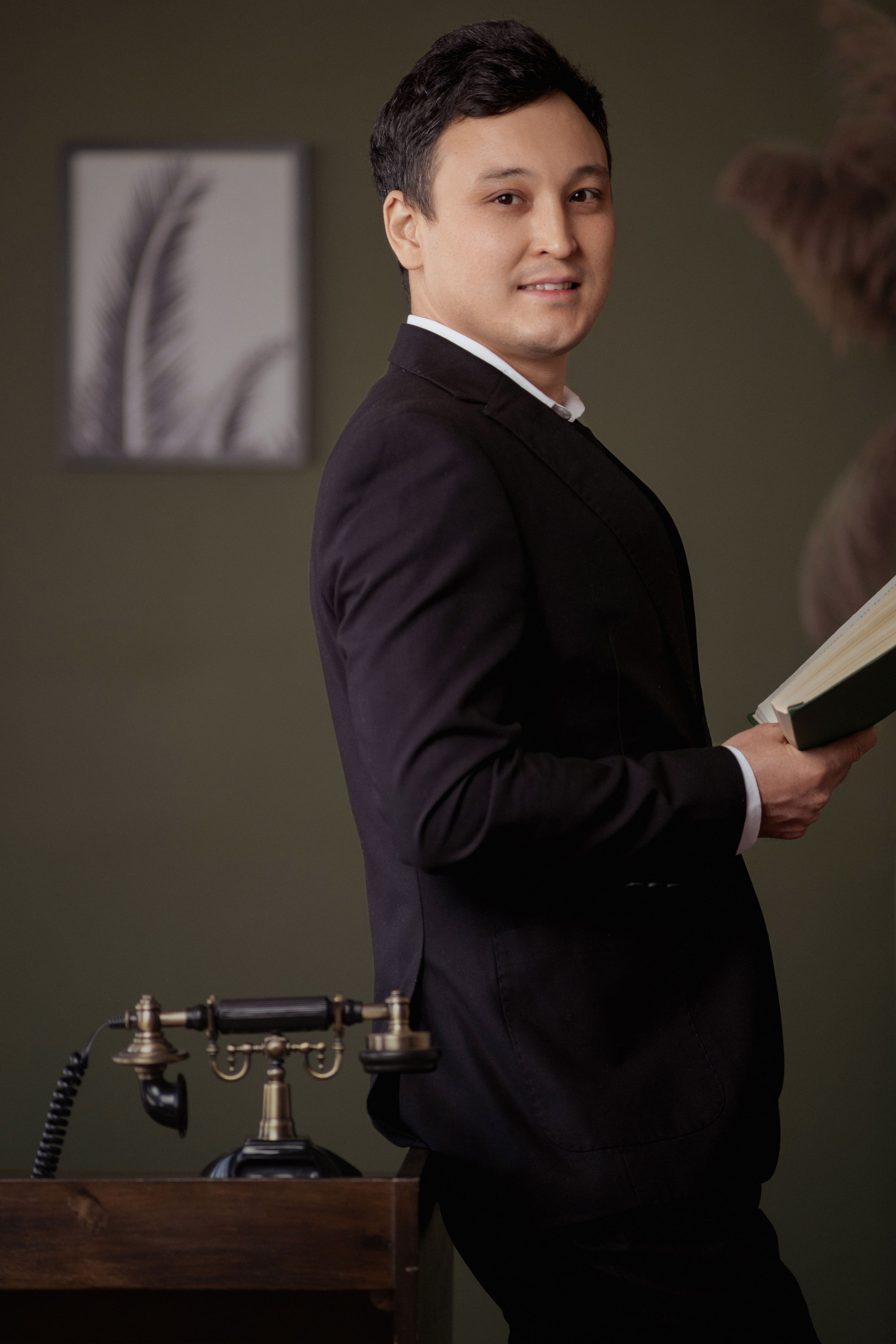 Портреты. Портреты и репортажные съемки с душой: ваш уникальный момент в объективе Руфата, профессионального фотографа Алматы