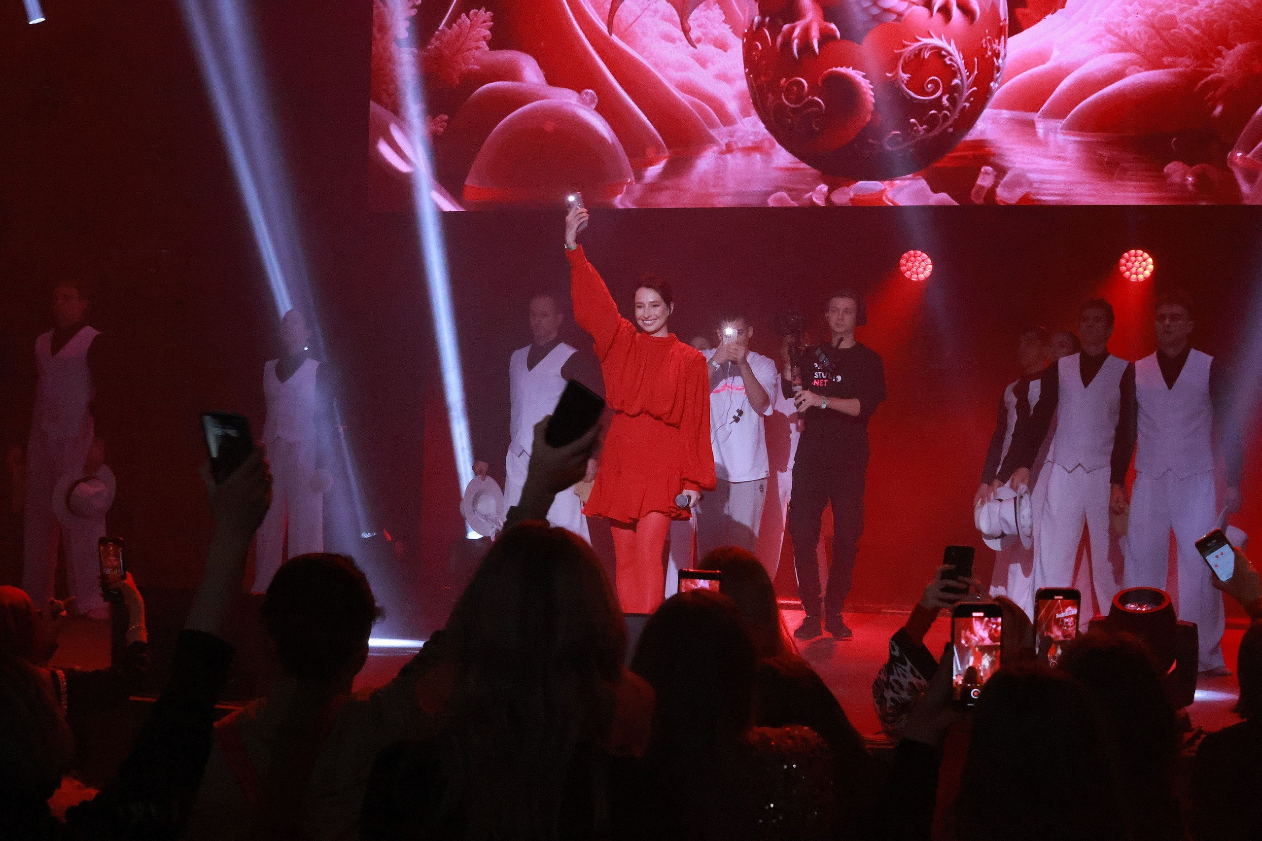 Будущий Я. Проект Марии Галантер. Фотографирую масштабные события, людей и их истории по всему миру. Константин Трубников