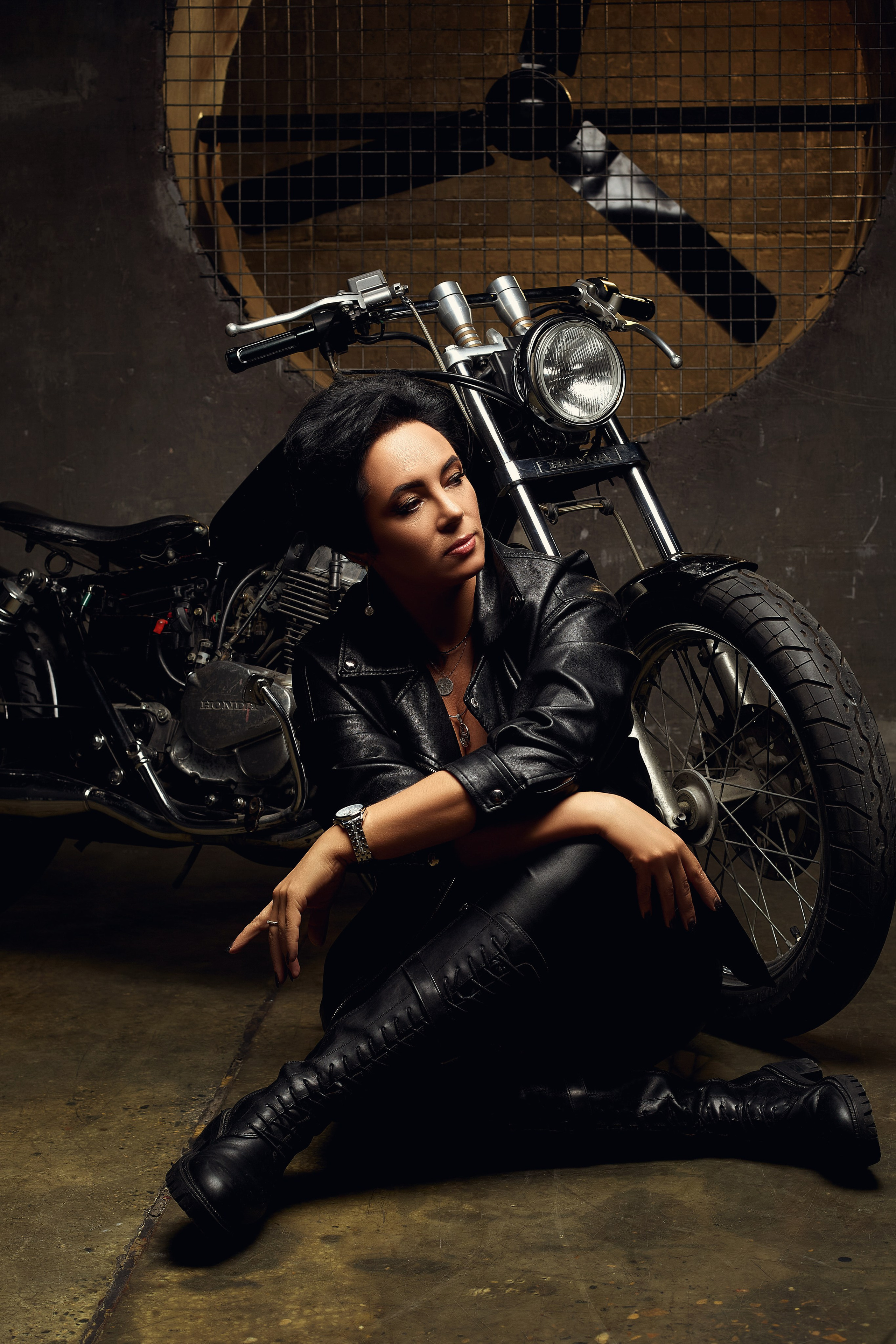 Марина и Вика. Cross-studio