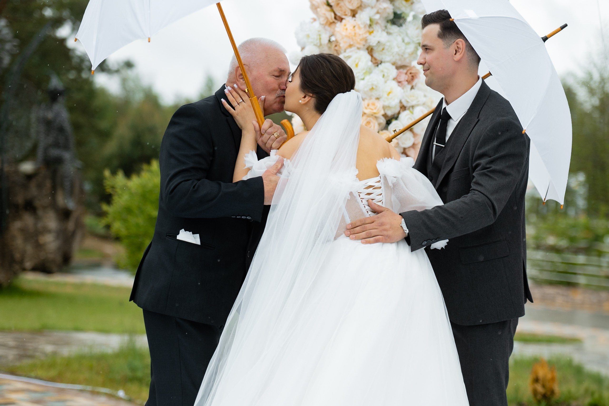 Фотограф на свадьбу Минск Москва Санкт-Петербург Свадебный фотограф Фотограф на свадьбу Репортажный фотограф Love Story Свадебная прогулка. Свадебный фотограф — Крюков Константин
