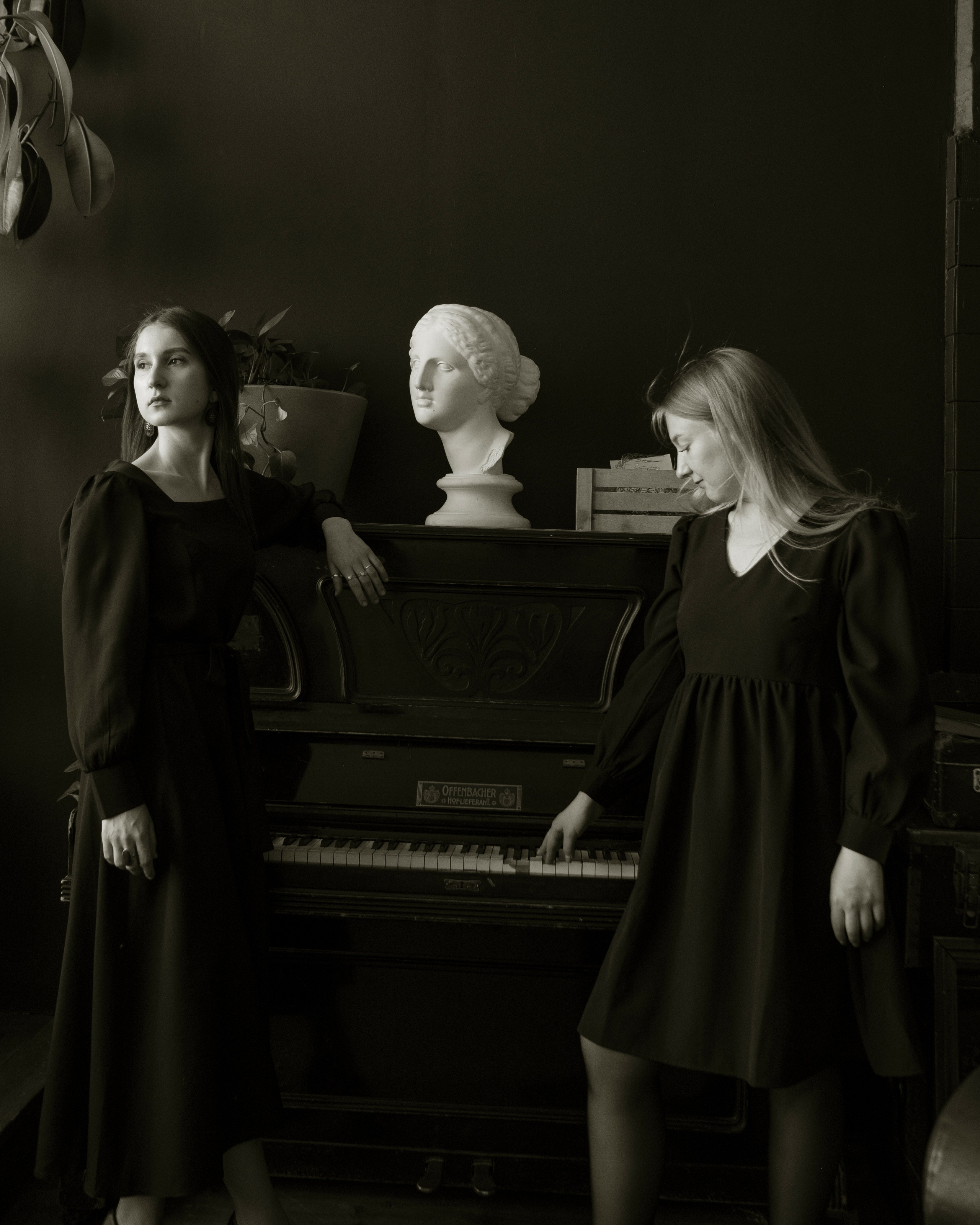 Варвара и Дарья, 2024. Портретный фотограф в Москве Евгения Яковенко