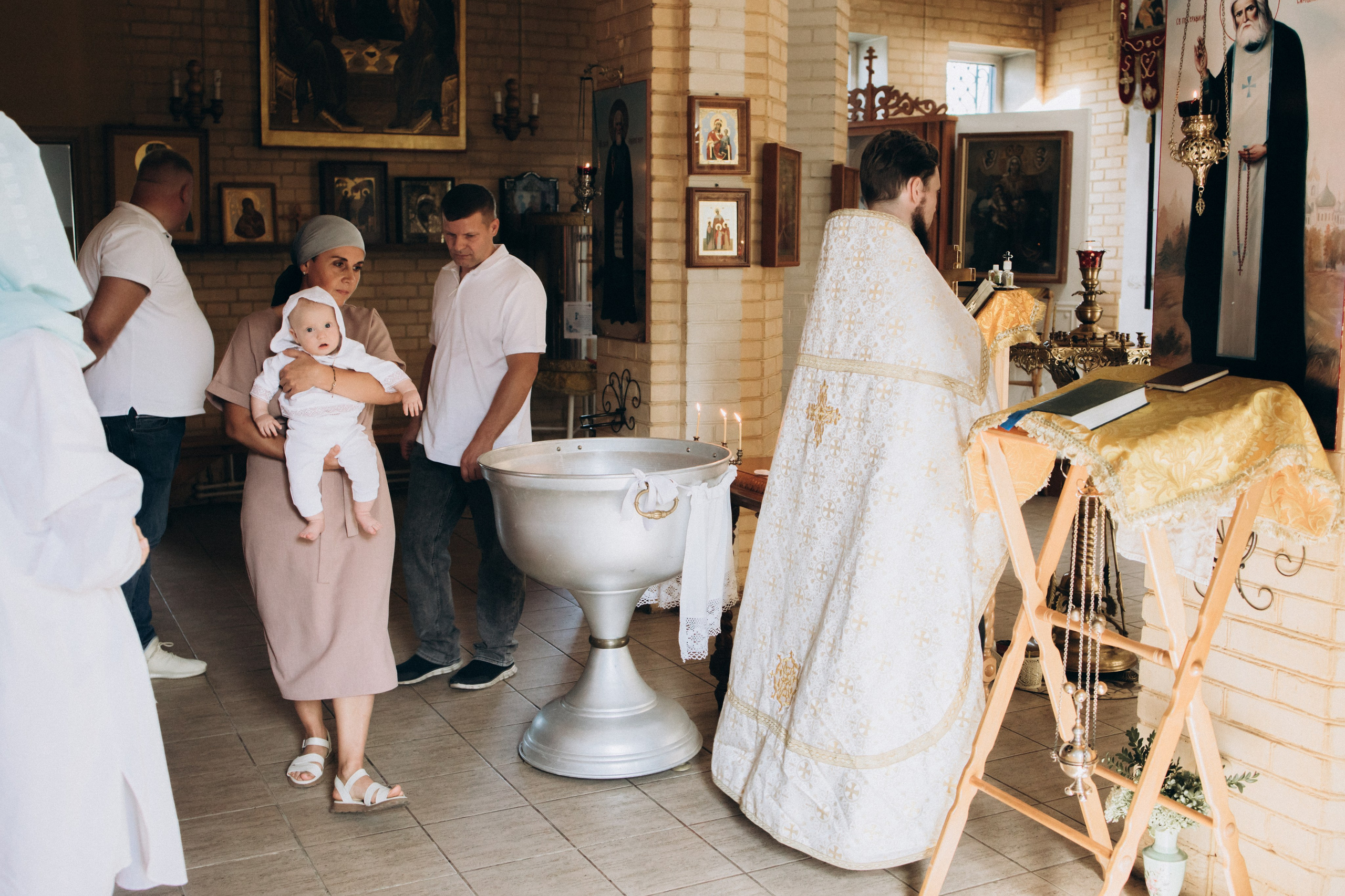 Таинство Крещения Антона в Церкви Архангела Михаила. Детский и семейный фотограф в Пушкино, Мытищи, Москва Сергеева Светлана