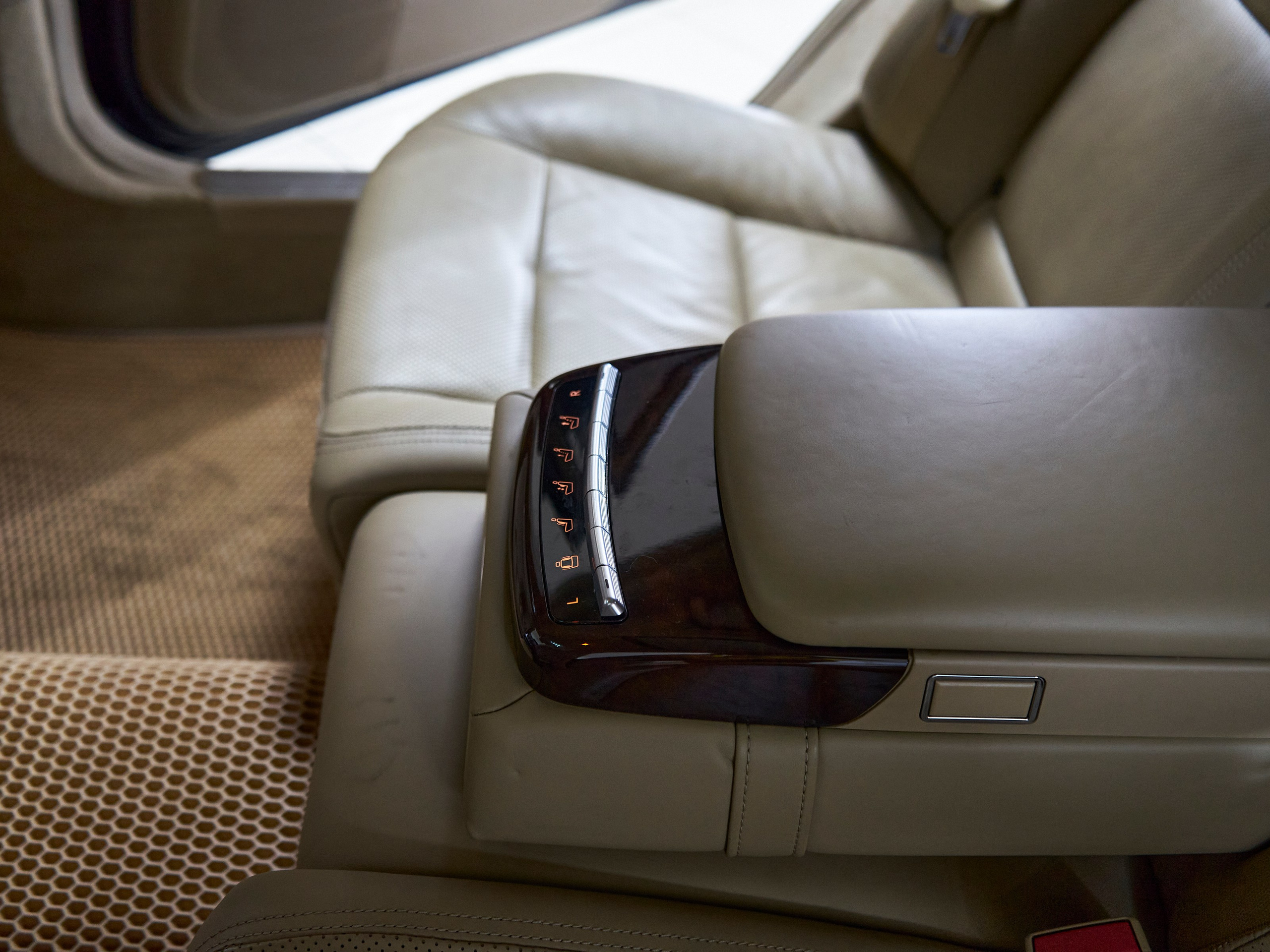 Автомобили. DENY DEW Фотограф Санкт-Петербург